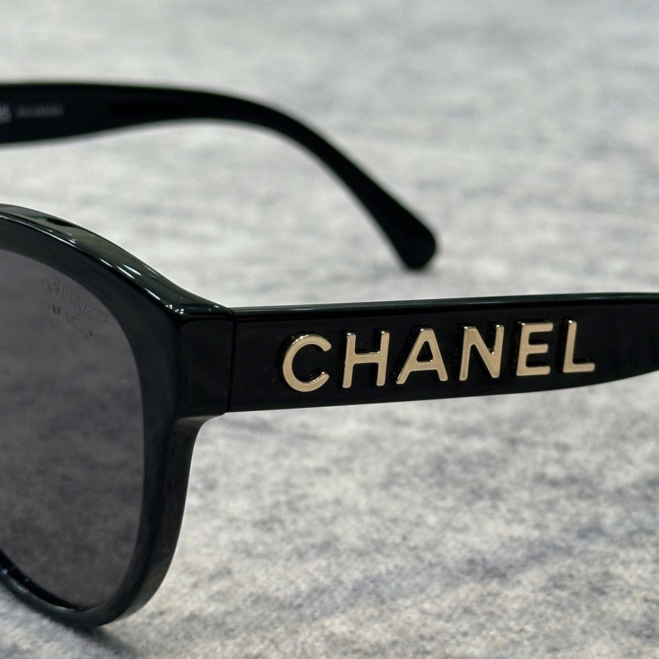 Chanel Chanel 0CH5458 C622T8 Size ONE SIZE - 3 Thumbnail