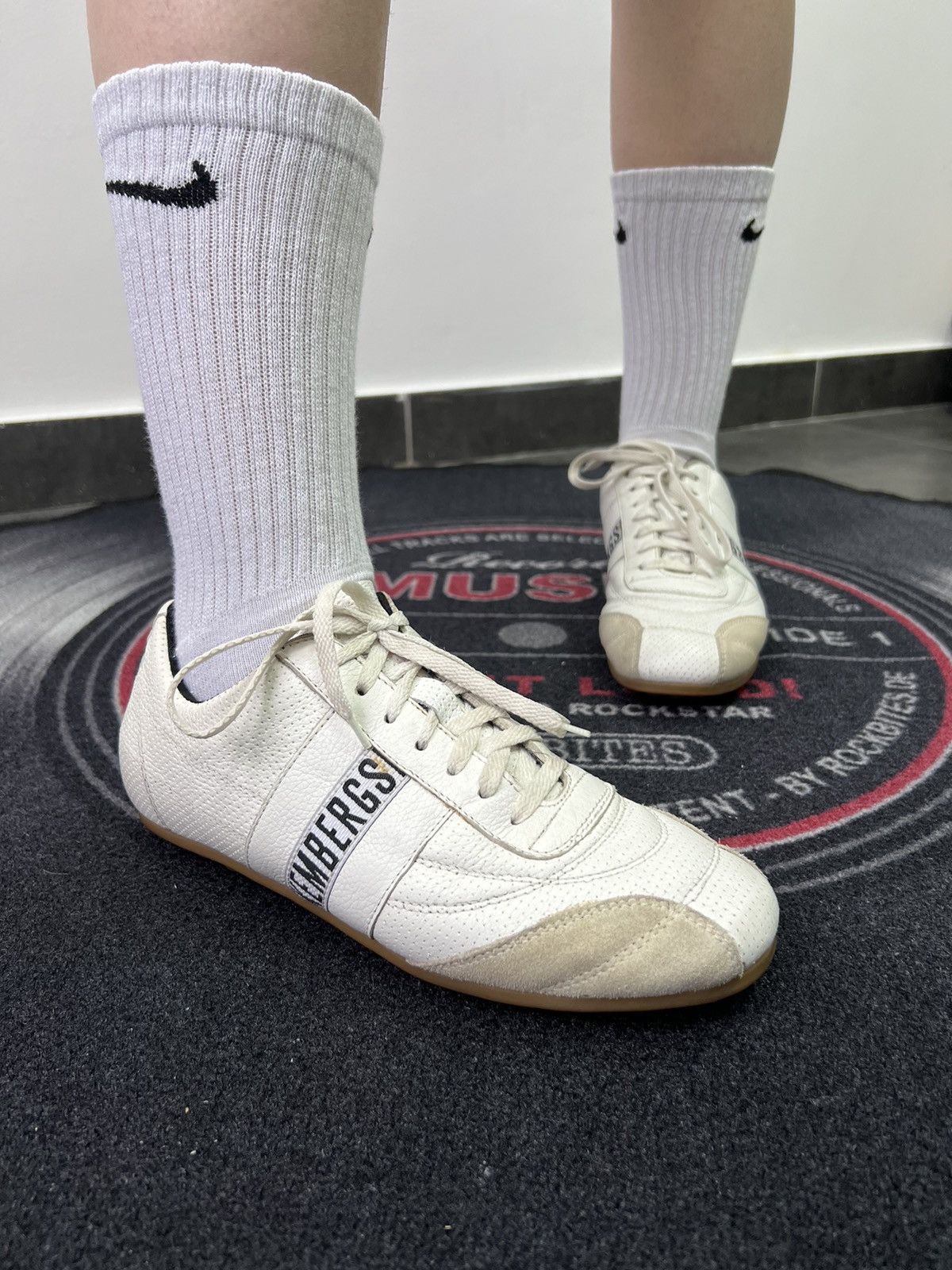 靴 DIRK BIKKEMBERGS FOOTBALL SHOES Y2K 00's Bikkembergs Shoes Football Shoes (37EU) – Bintagged