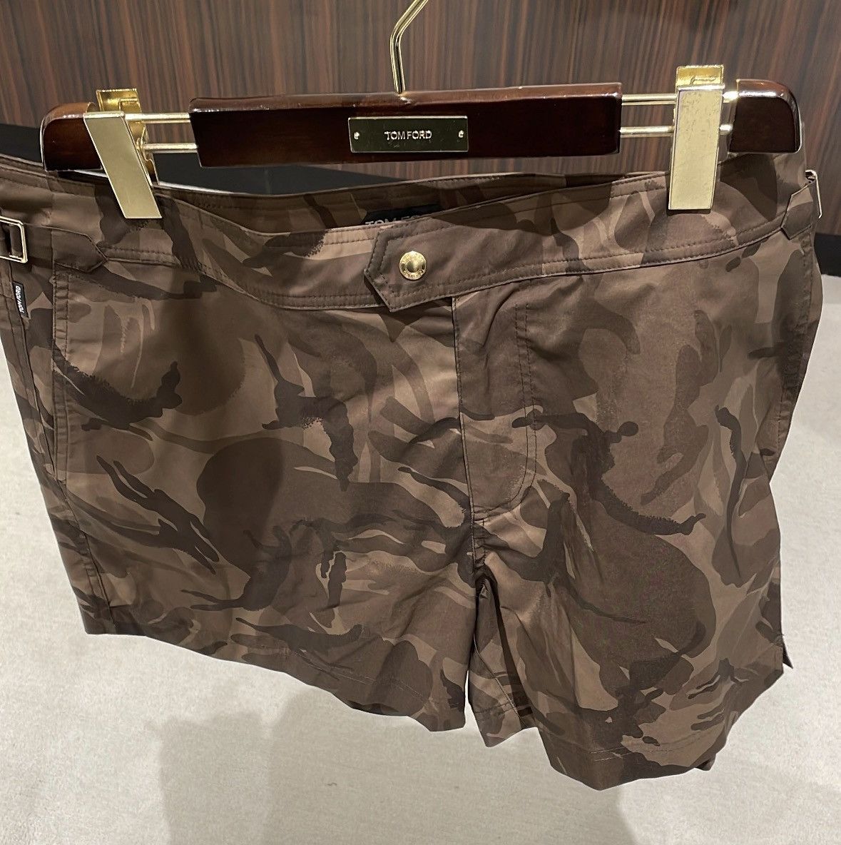 Tom Ford o1g2r1mq0724 Swim Shorts in Military Size US 36 / EU 52 - 1 Preview