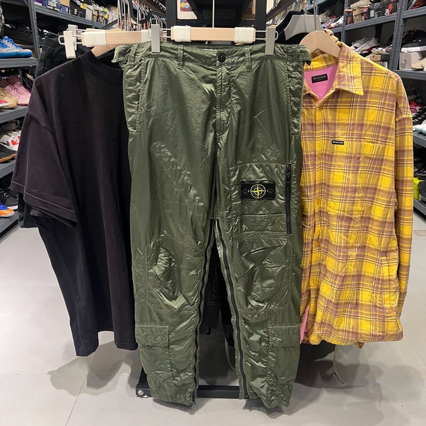 Stone Island Stone Island Green Casual Pants 31 Men Size US 31 - 1 Thumbnail