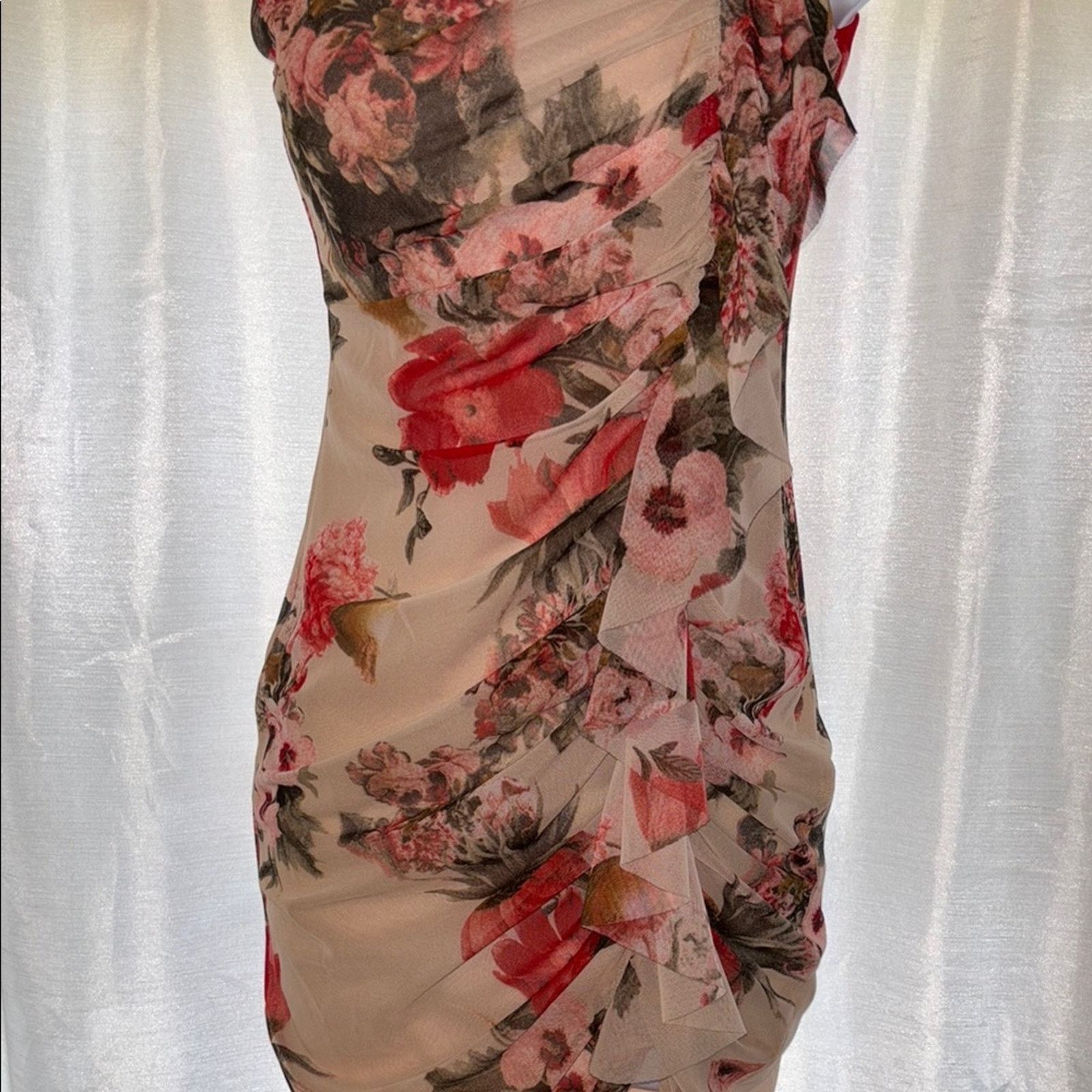 The Unbranded Brand Charlotte Russe Pink/Green Floral Mini Dress - Size Small Size S / US 4 / IT 40 - 2 Thumbnail