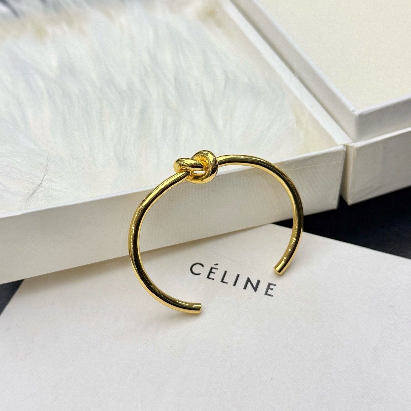 Celine Celine Gold Knot Bracelet S Size ONE SIZE - 1 Thumbnail
