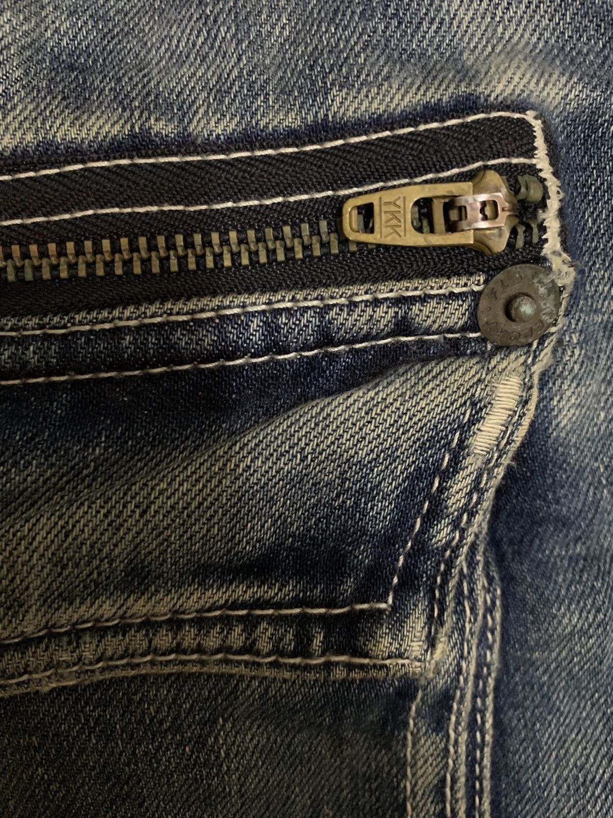 Japanese Brand Vintage Japanese Brand Mud Wash Baggy Fatigue Bush Jeans Size US 34 / EU 50 - 9 Thumbnail