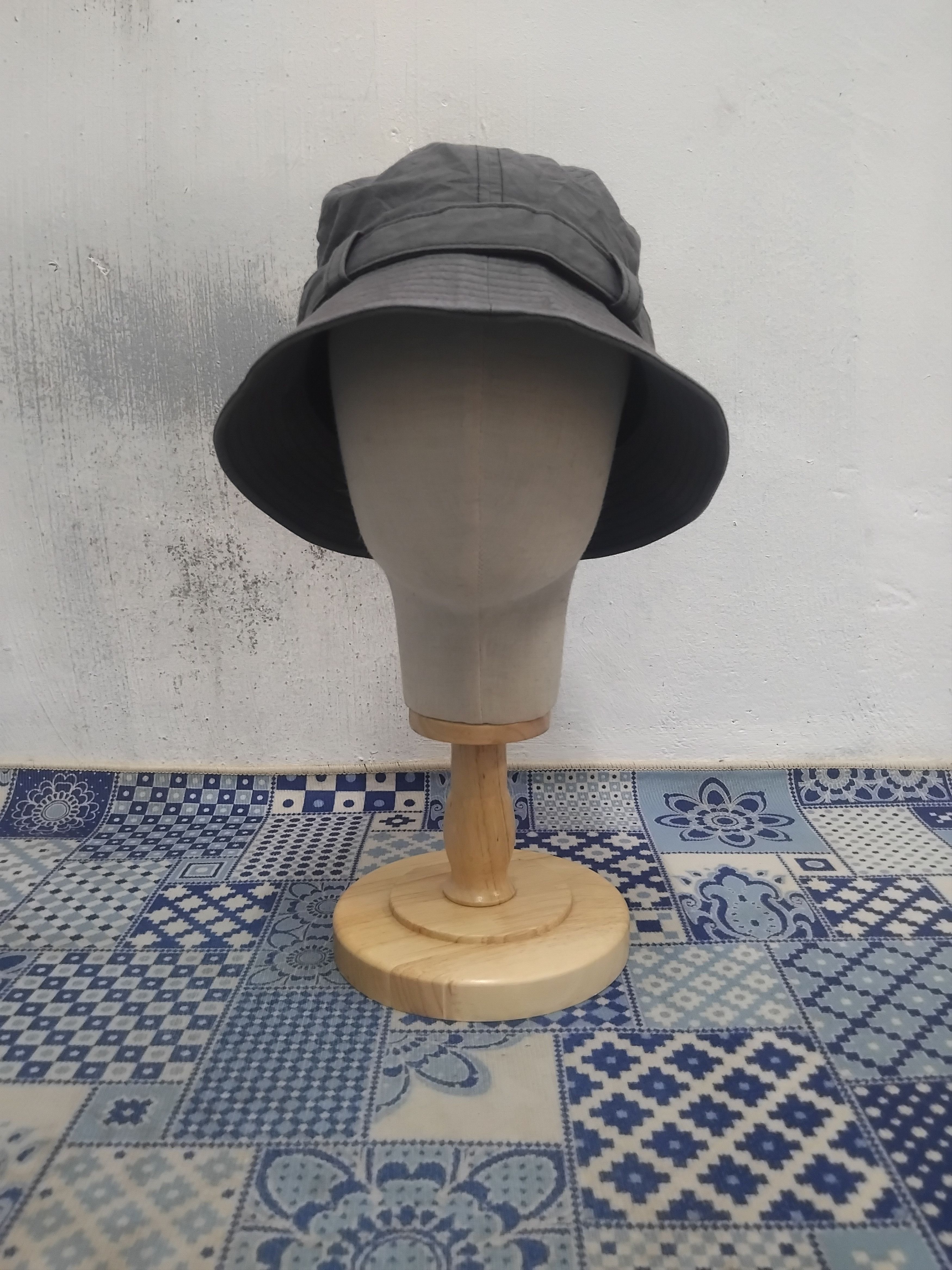 Pierre Cardin Pierre Cardin grey colour hat Size ONE SIZE - 1 Thumbnail