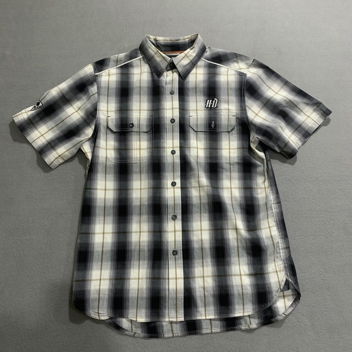 Harley Davidson Harley Davidson Plaid Camp Shirt Grey Large Embroidered SS Size US L / EU 52-54 / 3 - 2 Thumbnail