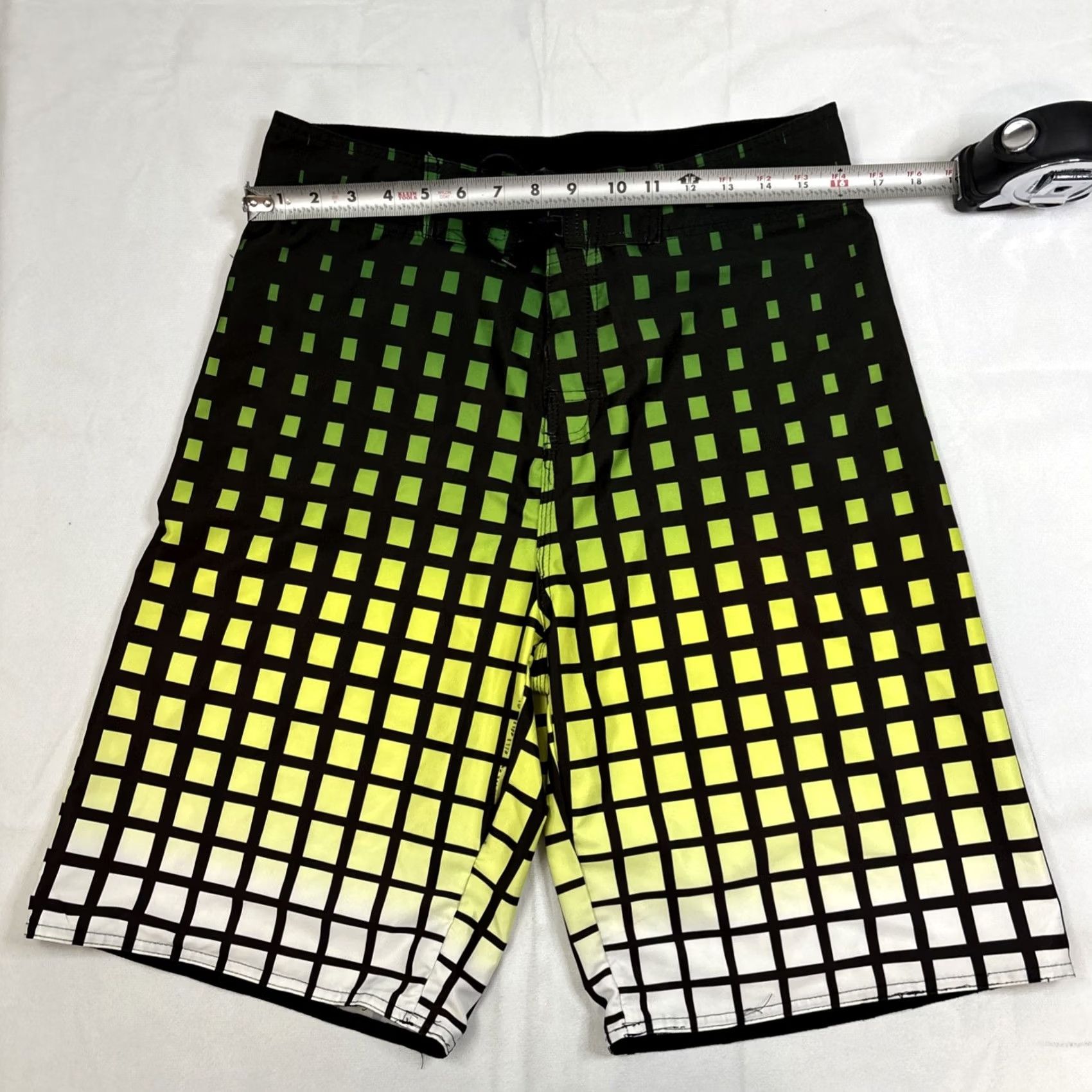 Burnside VINTAGE Burnside Swim Trunks Board Shorts Men's Size 30 Green Yellow Geo Drawstring Size US 30 / EU 46 - 3 Thumbnail