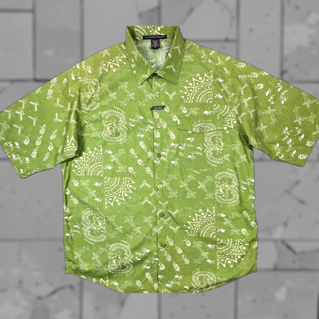 Vintage VINTAGE Marithe Francois Girbaud Button Up Shirt Men XL Tribal Green Short Sleeve Size US XL / EU 56 / 4 - 1 Thumbnail