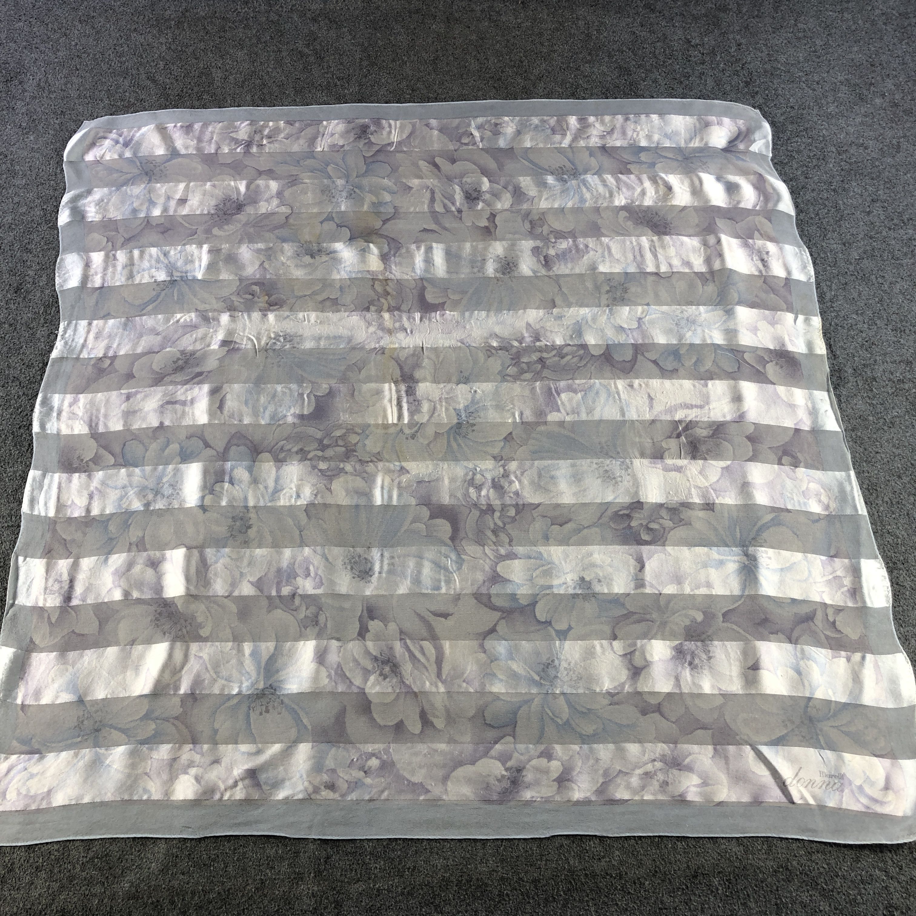 Vintage Marelli Luxury Hand Rolled Silk Scarf M1097 Size ONE SIZE - 2 Thumbnail