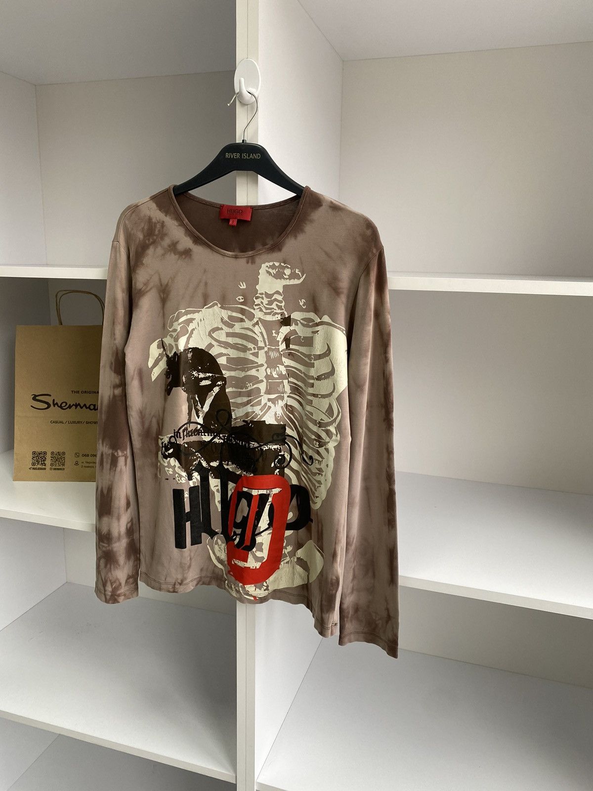 Hugo Boss × Vintage Vintage Hugo Boss Archival Japanese Style Long Sleeve Tee Size US S / EU 44-46 / 1 - 3 Thumbnail