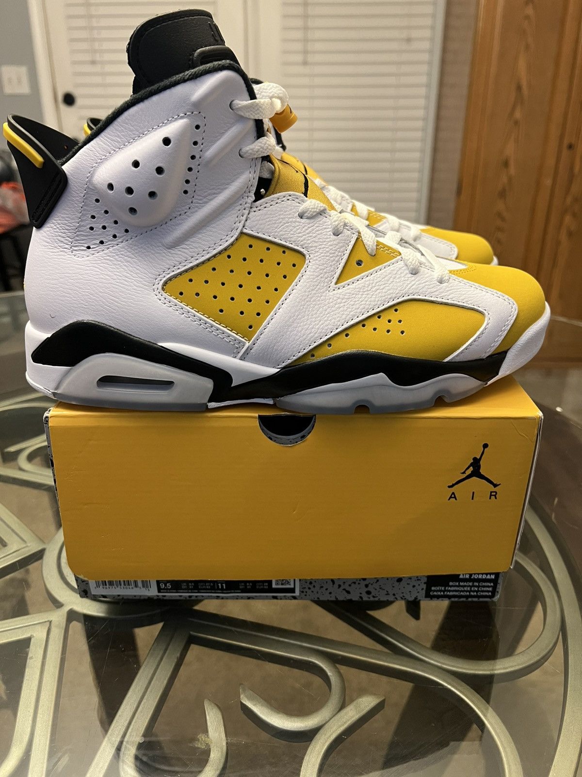 Jordan Brand Jordan 6 Retro Yellow Ochre 2024 Size US 9.5 / EU 42-43 - 4 Thumbnail