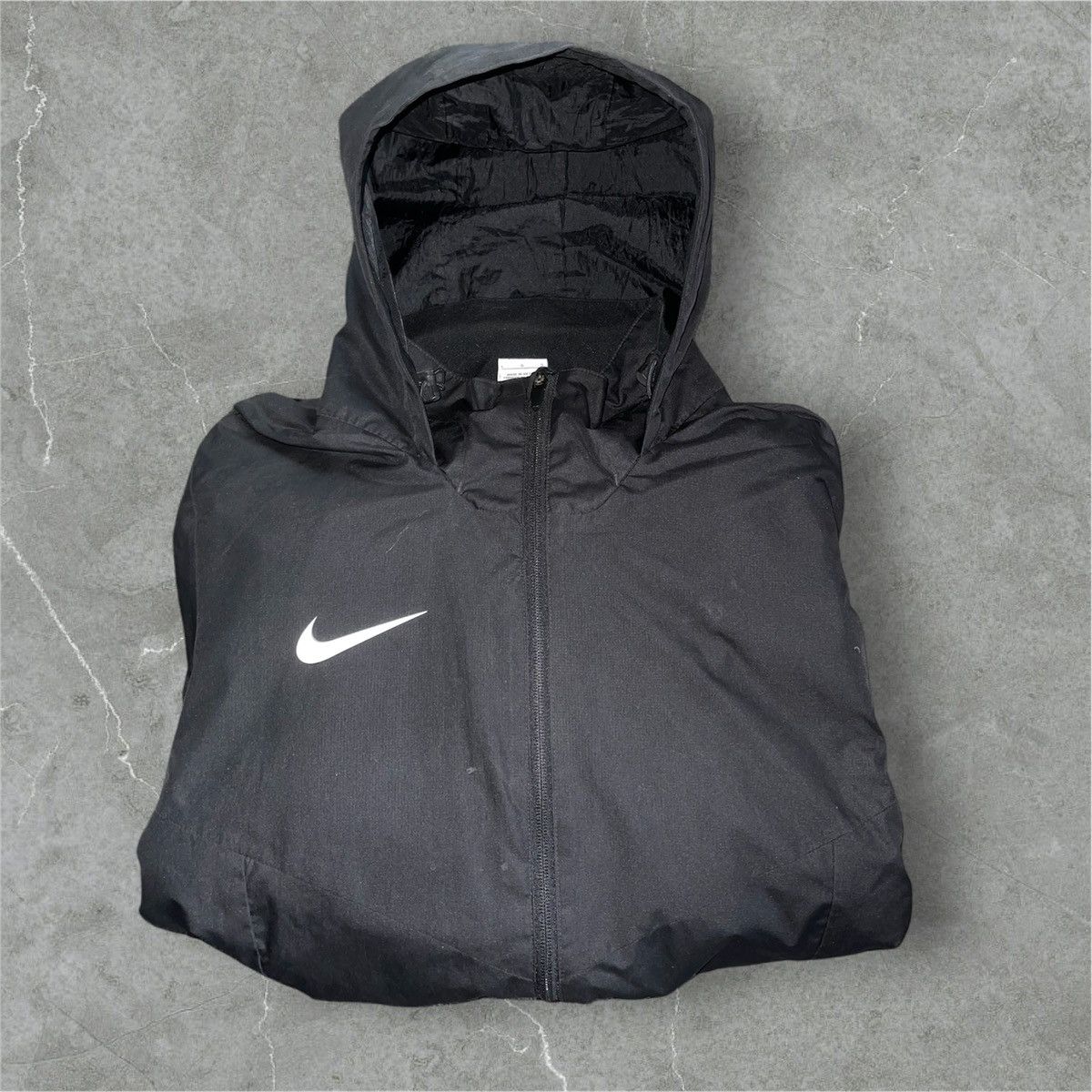 Nike × Vintage Vintage Windbreaker Nike Jacket Black L Size US L / EU 52-54 / 3 - 2 Thumbnail