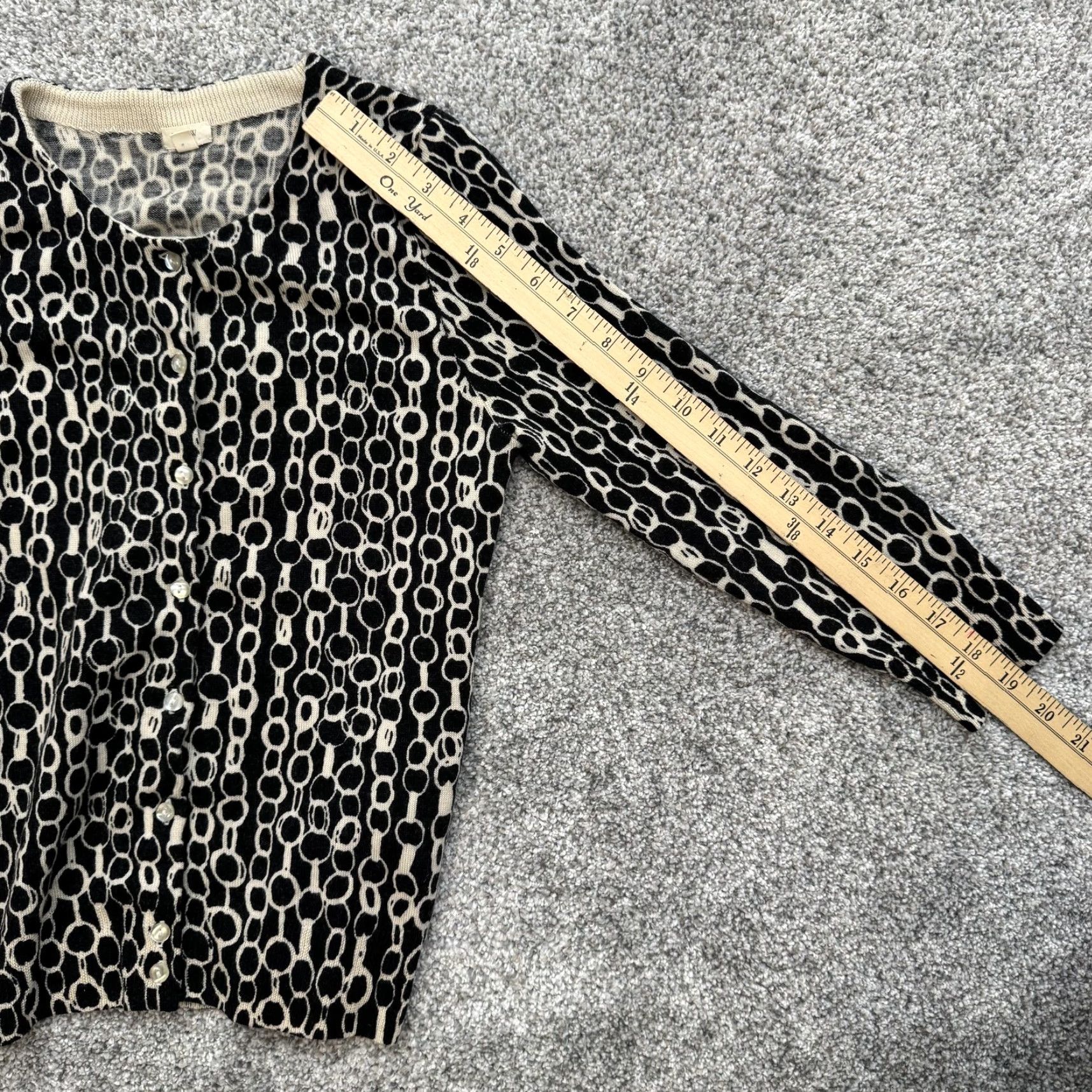 J.Crew J.CREW Cardigan Sweater XS Black Beige 100% Merino Wool Geometric Crew Neck Button Front Women Size XS / US 0-2 / IT 36-38 - 7 Thumbnail