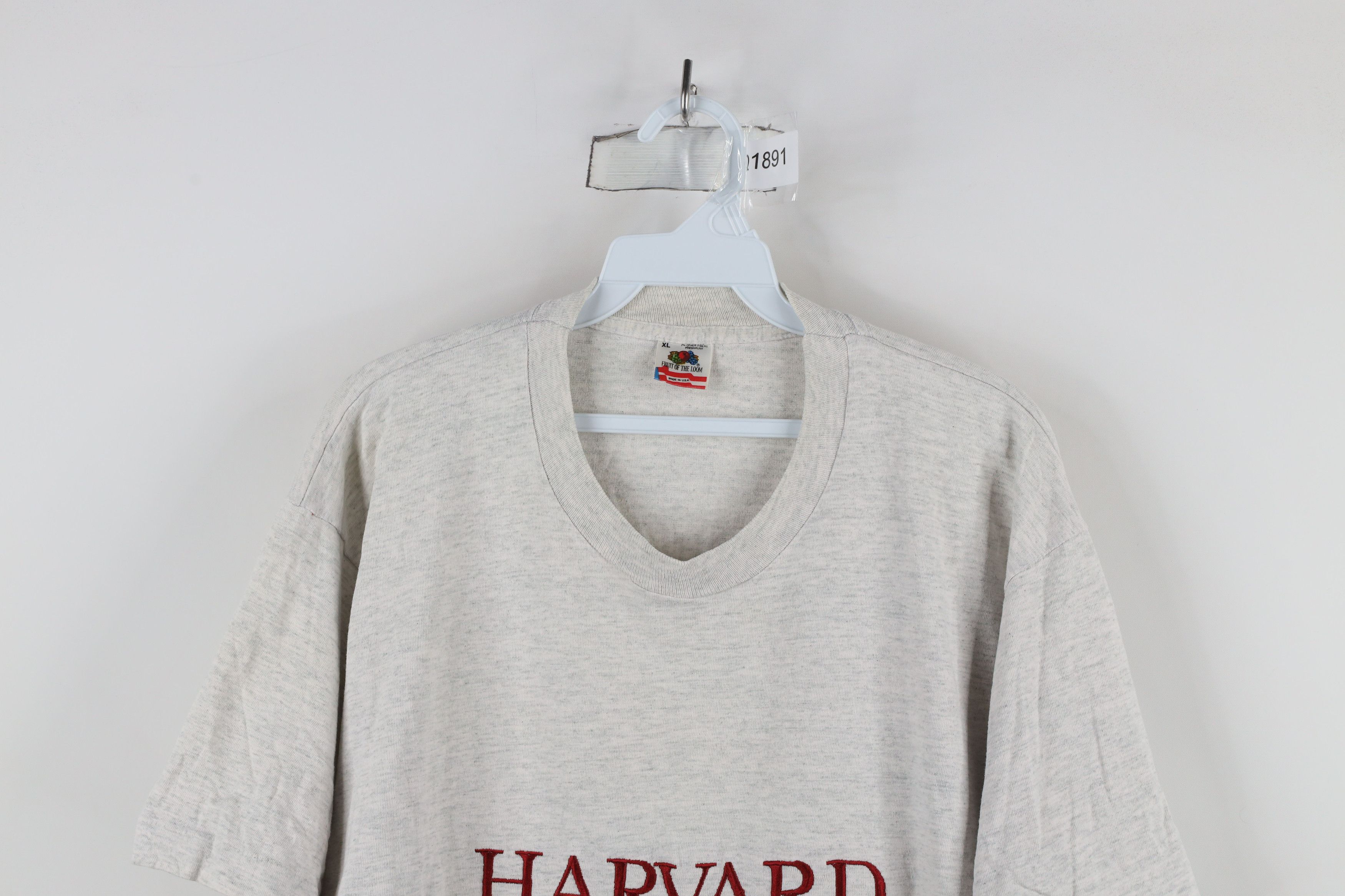 Vintage Vintage 90s Harvard University Short Sleeve T-Shirt Gray USA Size US XL / EU 56 / 4 - 2 Thumbnail