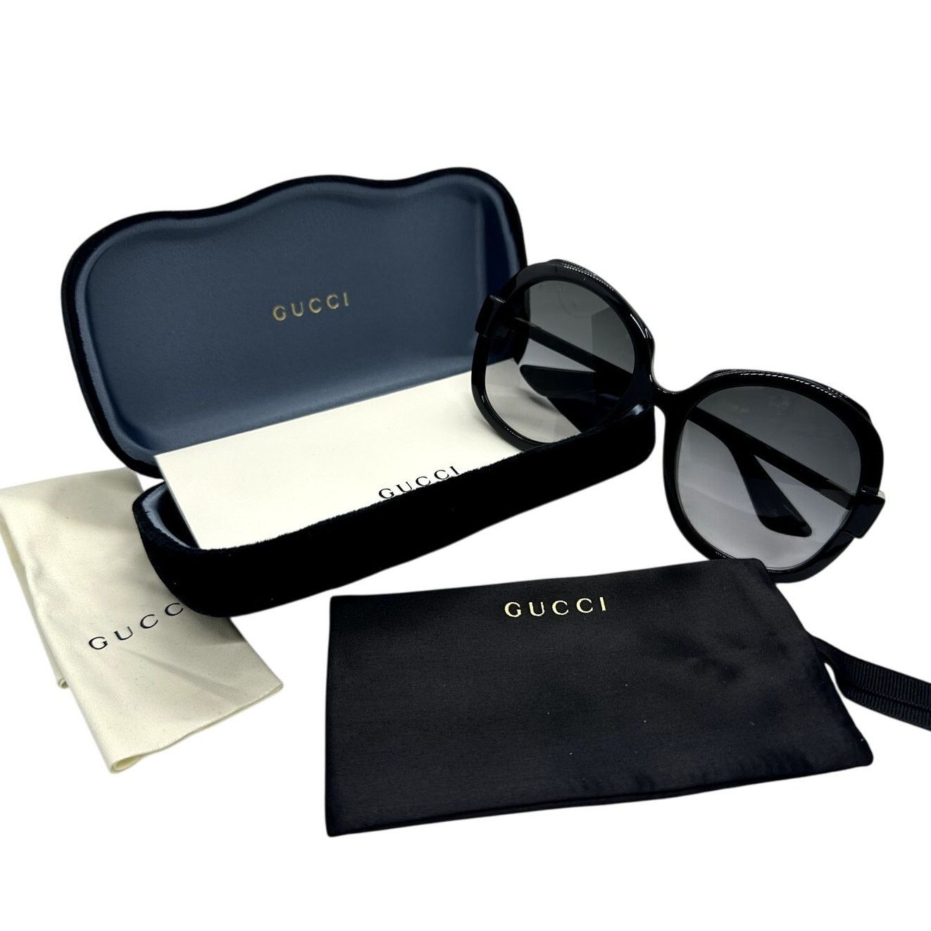 Gucci GUCCI GG1432S Sunglasses Black Frame Gray LensesNWOT w/ case Size ONE SIZE - 5 Thumbnail