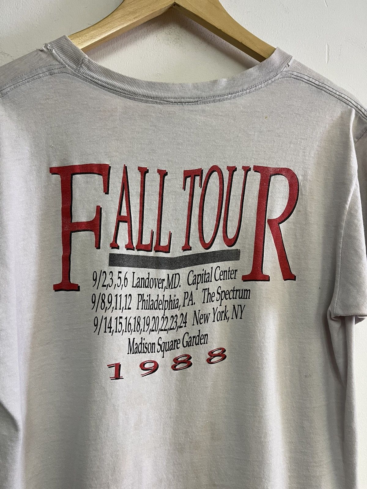 Vintage 1988 Grateful Dead Madison Sqaure Garden Tee Size US S / EU 44-46 / 1 - 7 Thumbnail