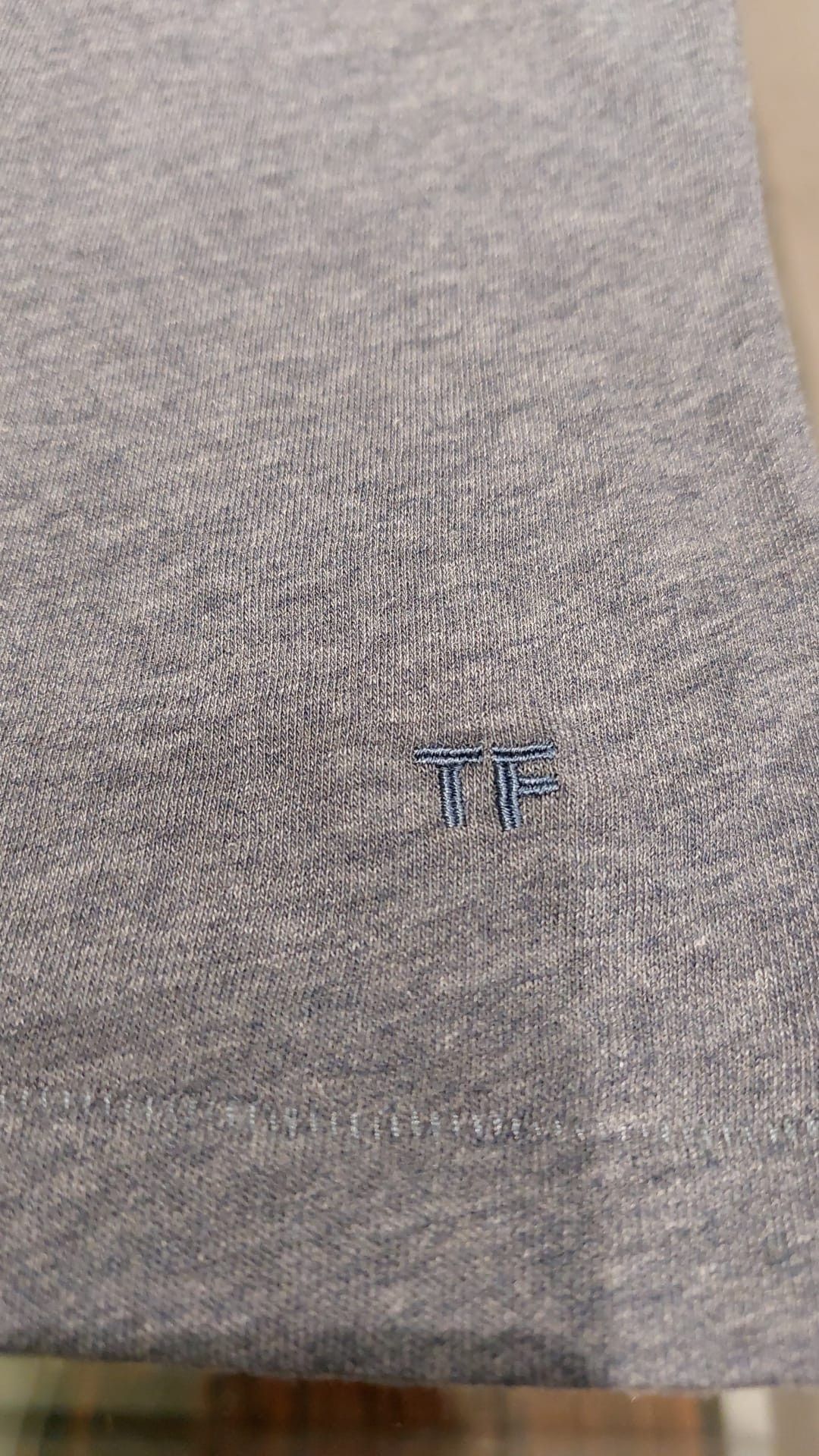 Tom Ford o1loc1c0824 TFJ305 T-Shirt in Grey Size US M / EU 48-50 / 2 - 2 Thumbnail