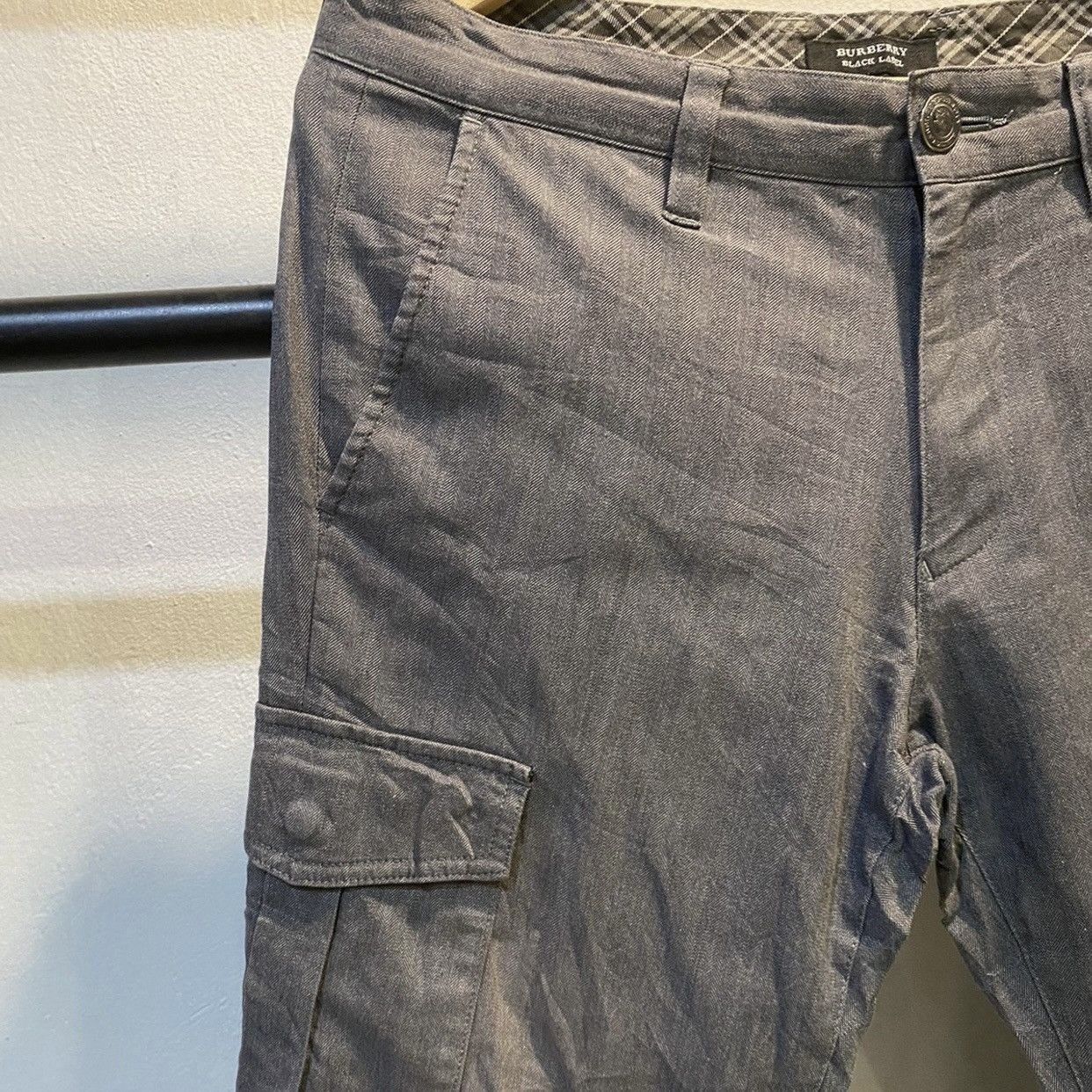 Burberry BURBERRY BLACK LABEL CARGO PANTS MULTIPOCKET Size US 32 / EU 48 - 3 Thumbnail