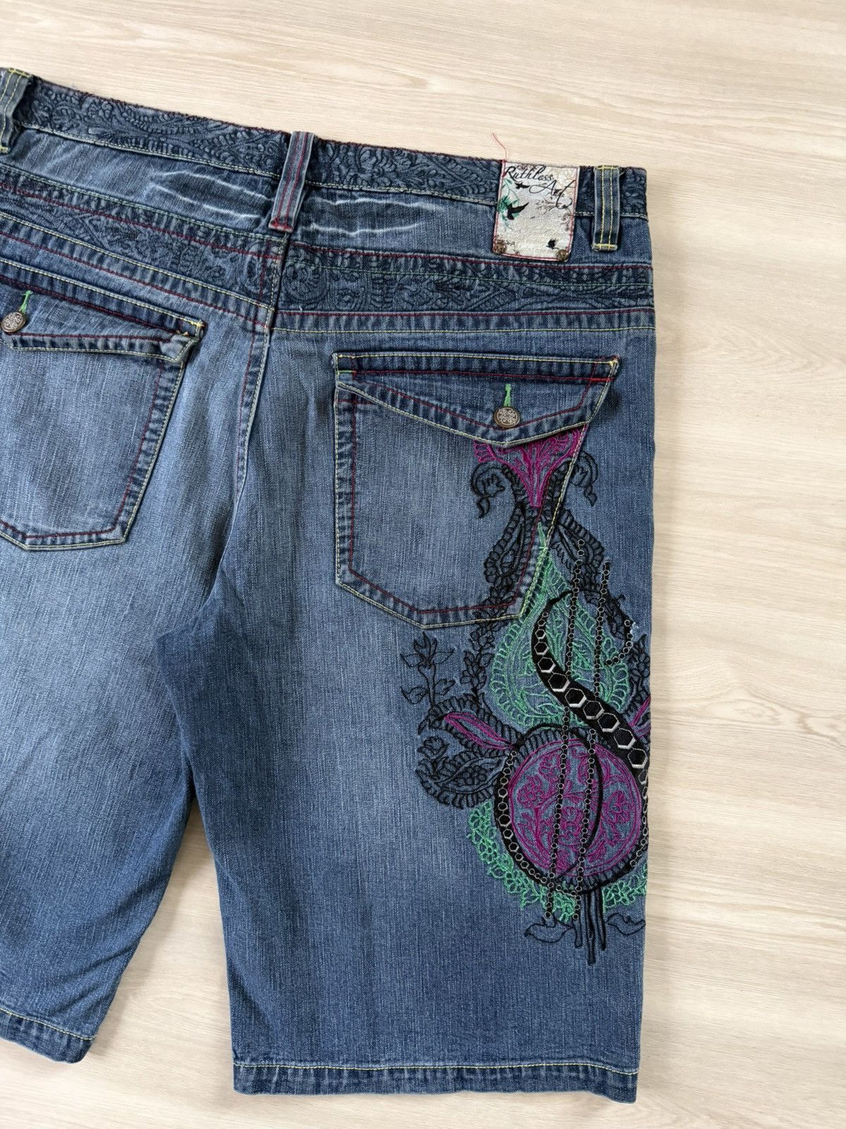 Vintage VTG Y2K Ruthless Art Denim Shorts Sz 42 Embroidered Baggy Size US 42 / EU 58 - 2 Thumbnail