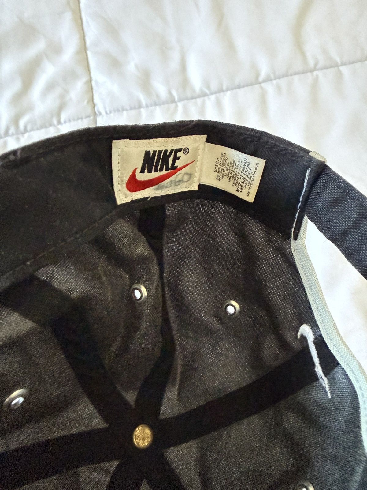 Nike 90s Nike Black and White Soccer Strap Back Size ONE SIZE - 3 Thumbnail