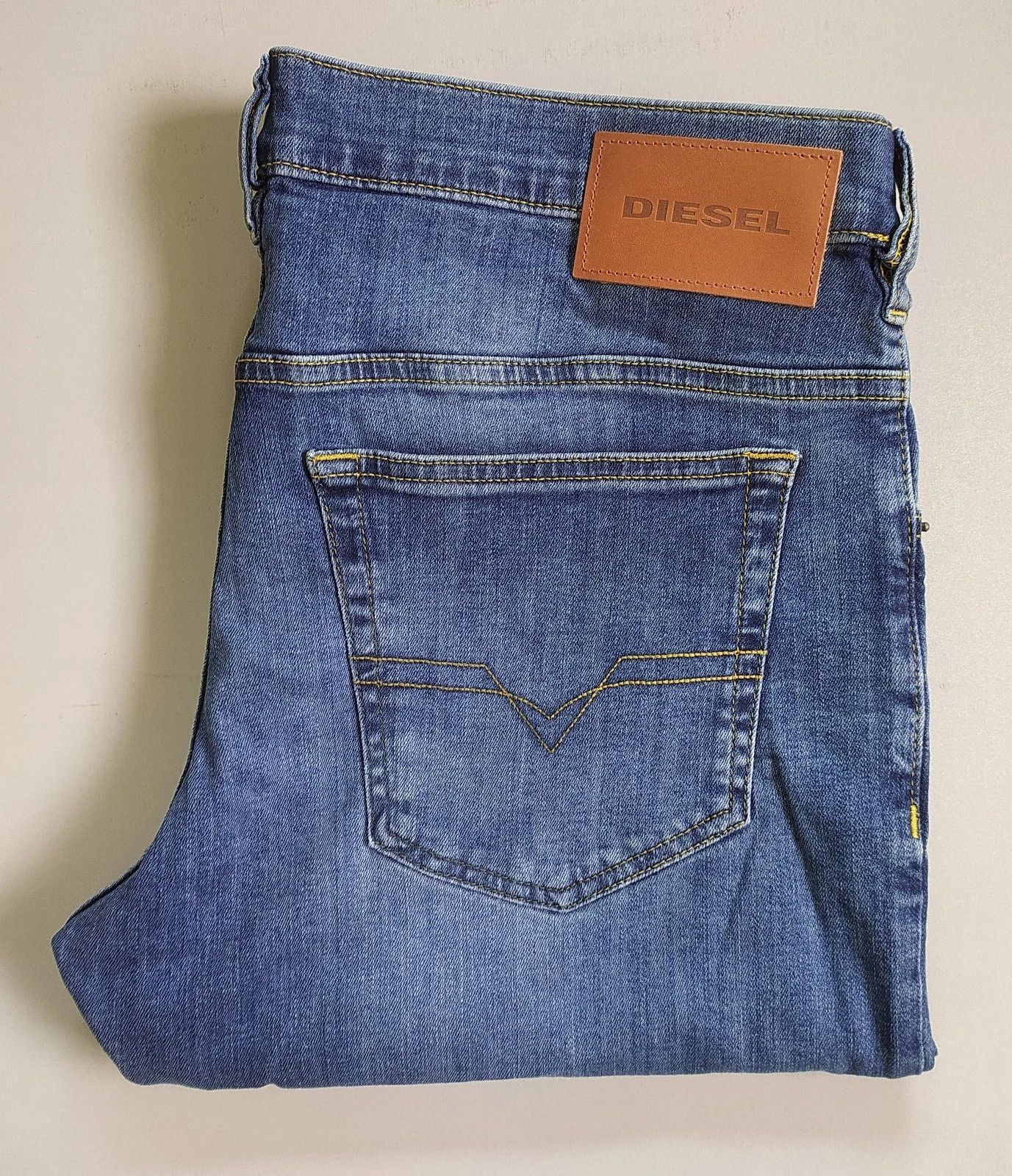 Diesel Diesel D-YENNOX L.32 MENS JEANS T/9878 Size US 34 / EU 50 - 1 Thumbnail