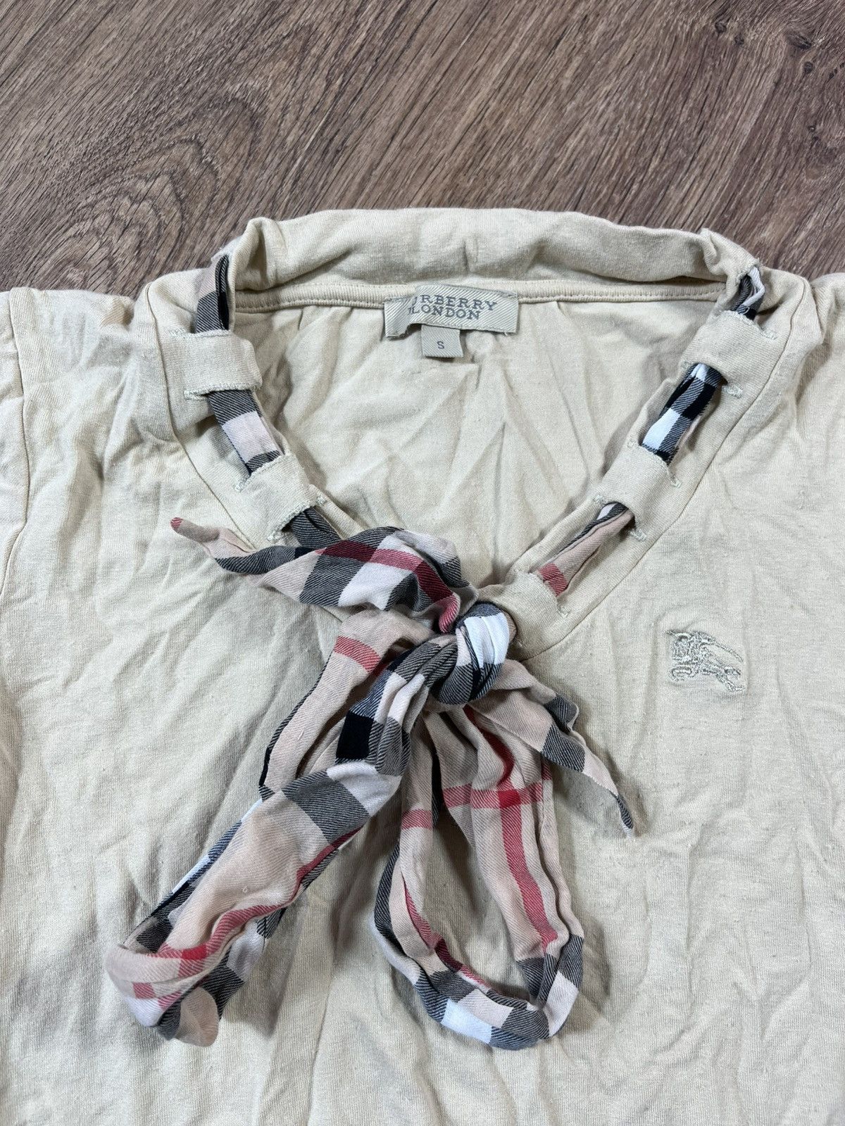 Burberry Burberry Vintage T Shirts size S Size S / US 4 / IT 40 - 2 Thumbnail