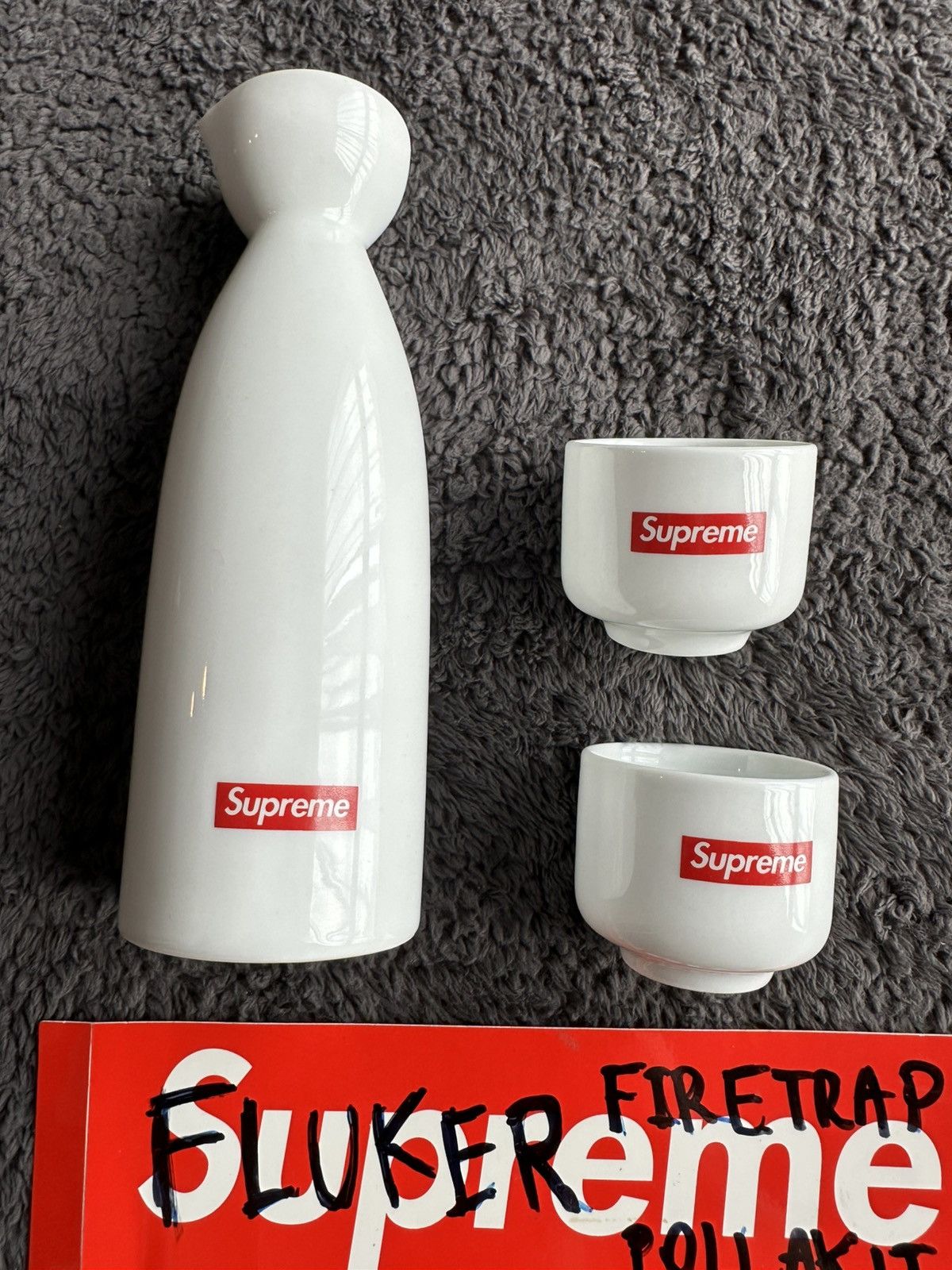 Supreme Supreme Sake Set White Ceramic Size ONE SIZE - 2 Thumbnail