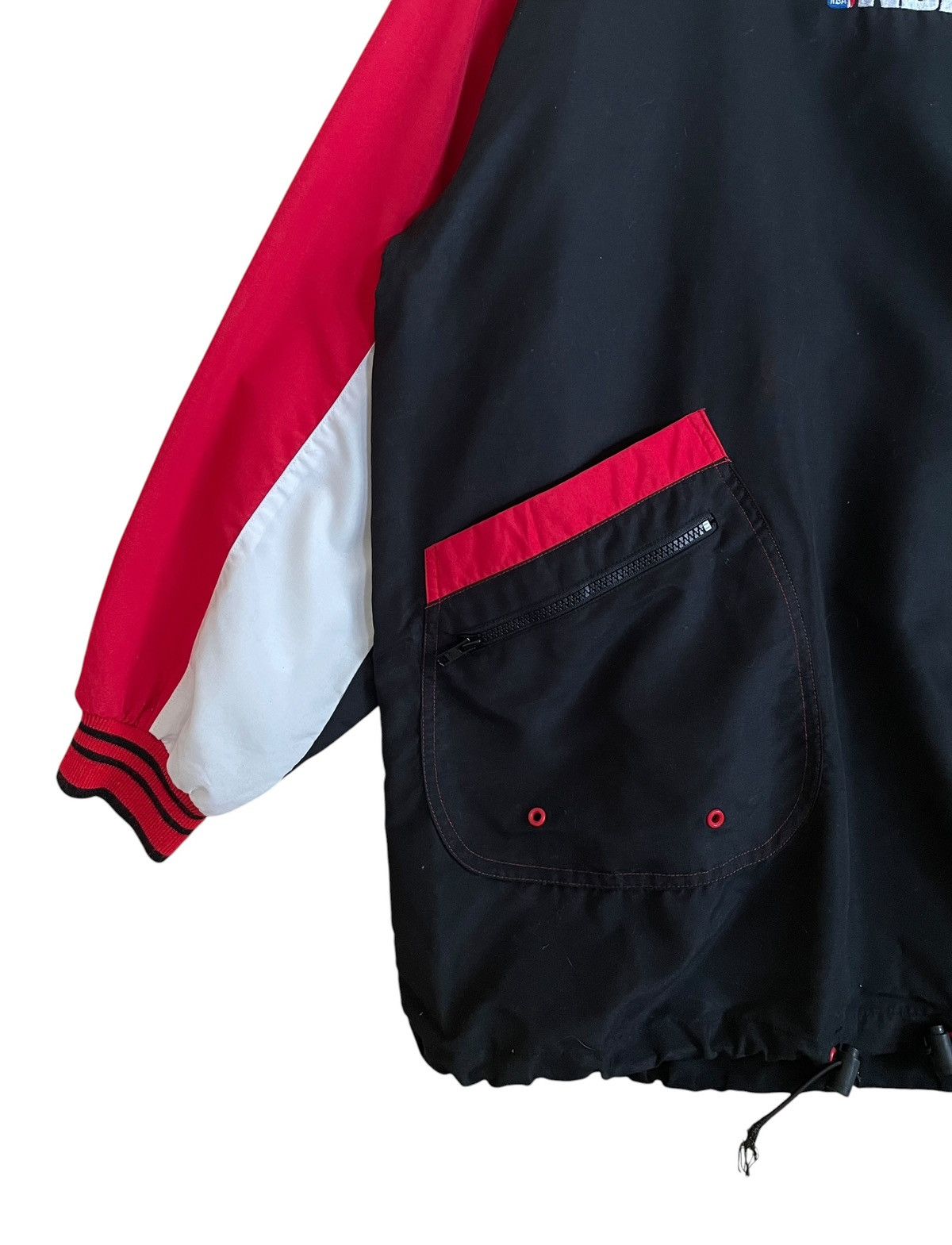 NBA Vintage Team NBA Chicago Bulls Nylon Sweatshirt 1990s Size US L / EU 52-54 / 3 - 3 Thumbnail