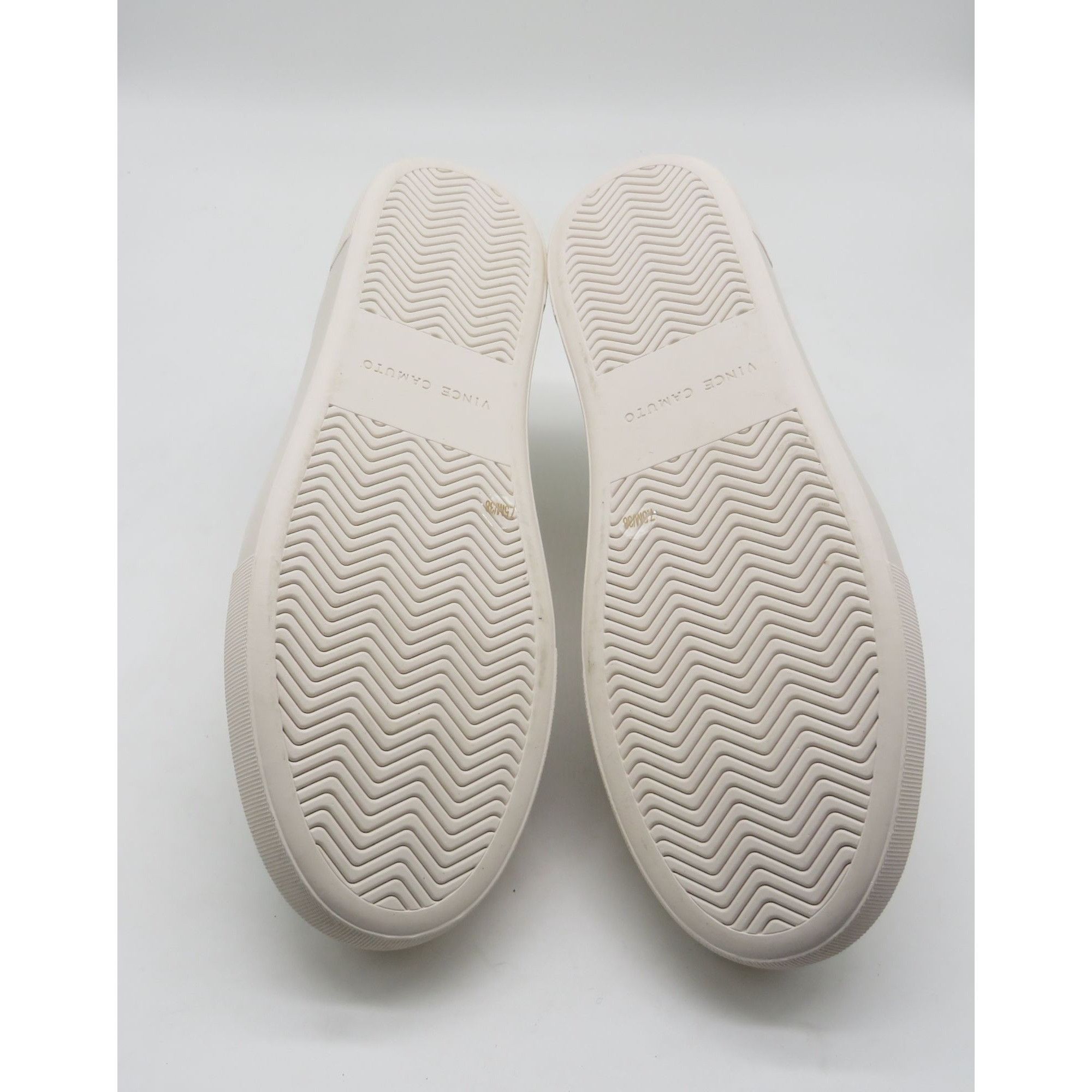 Vince Camuto Vince Camuto Jenlie Coconut Cream Silver Sneakers Women's Si Size US 7.5 / IT 37.5 - 8 Thumbnail