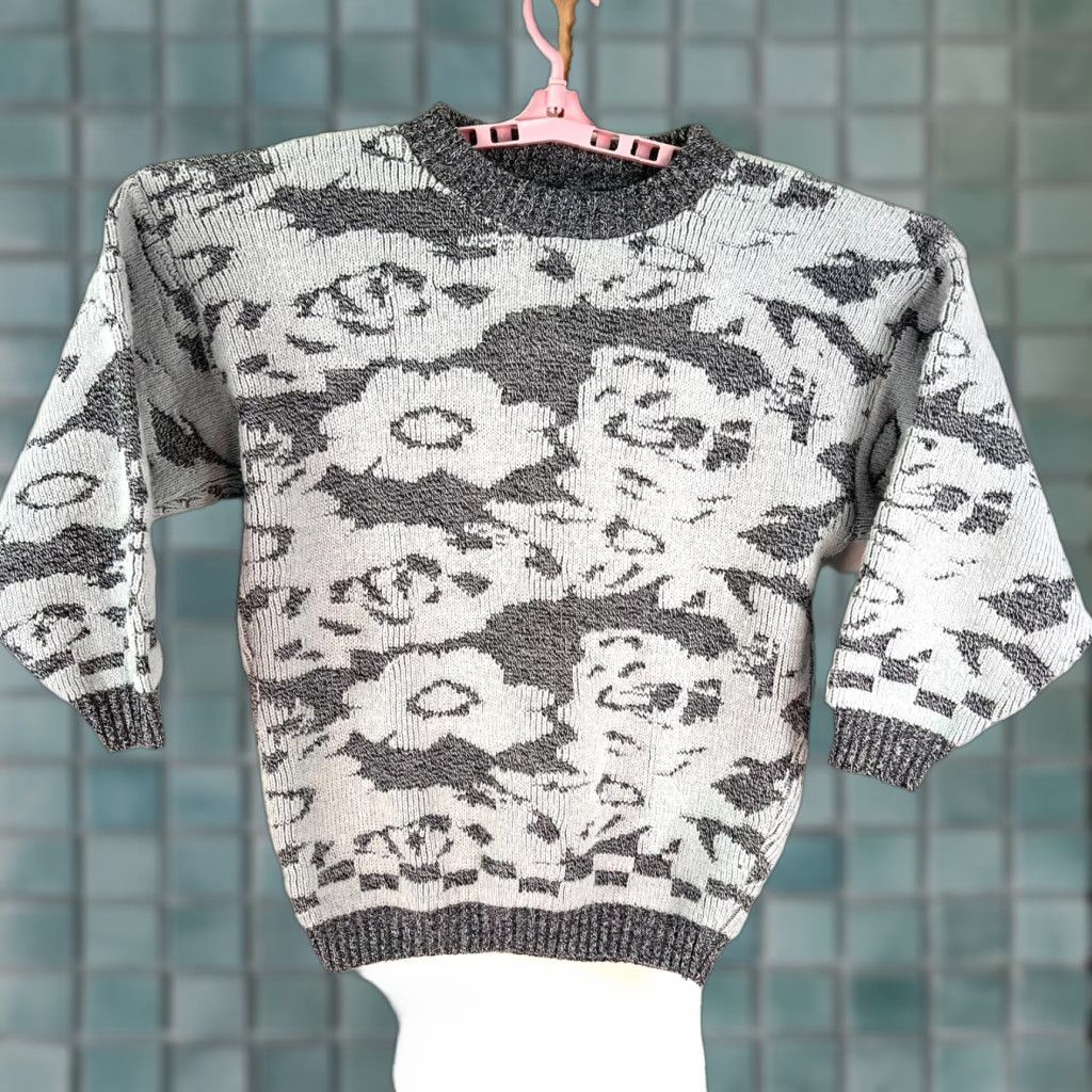 Vintage Arielle Vintage Slouchy Geometric Sweater Womens L Gray Desert Camo USA Made Size L / US 10 / IT 46 - 1 Thumbnail