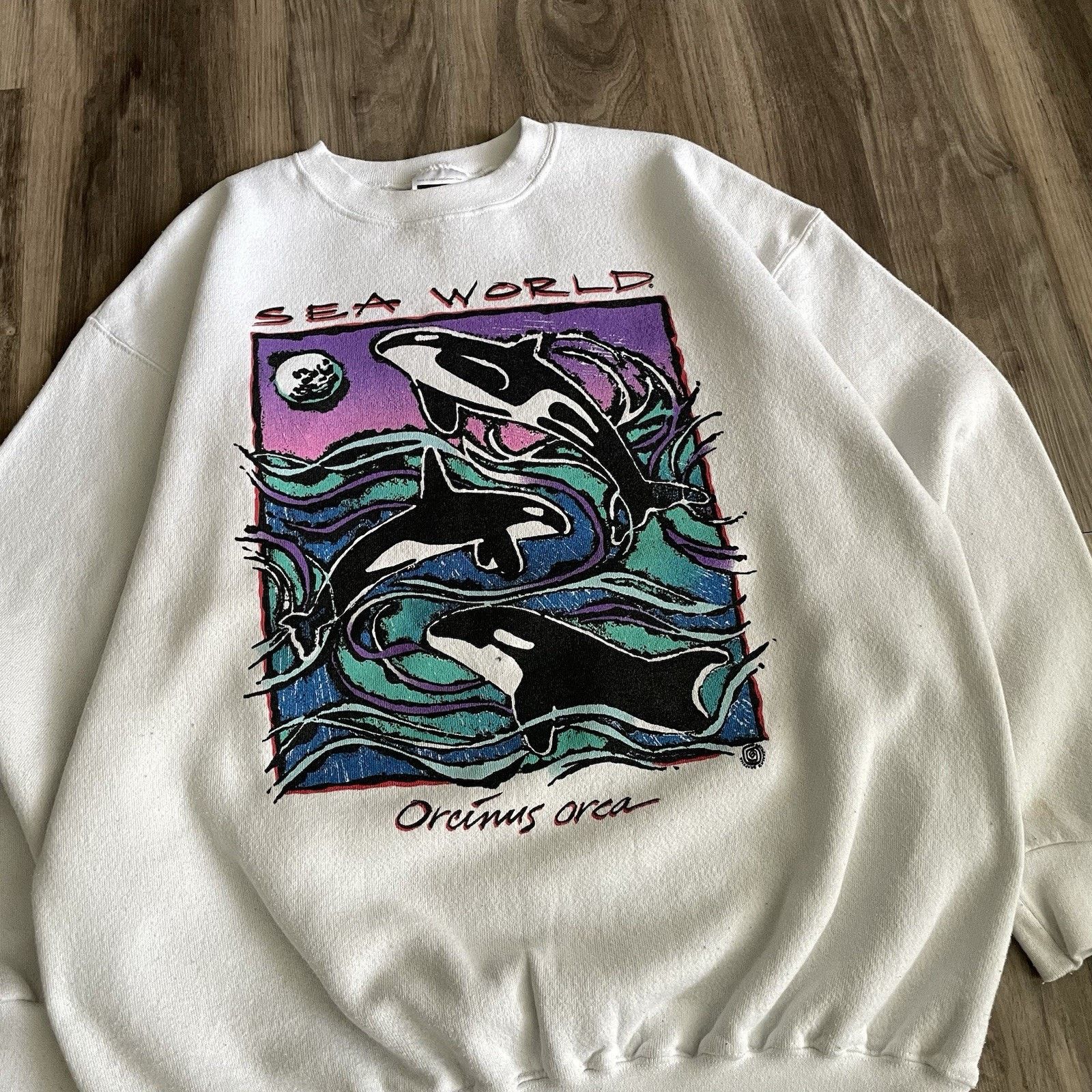 Tultex × Vintage Vintage Sea World Sweatshirt Mens Size L Orcas 1990s White Size US L / EU 52-54 / 3 - 3 Thumbnail