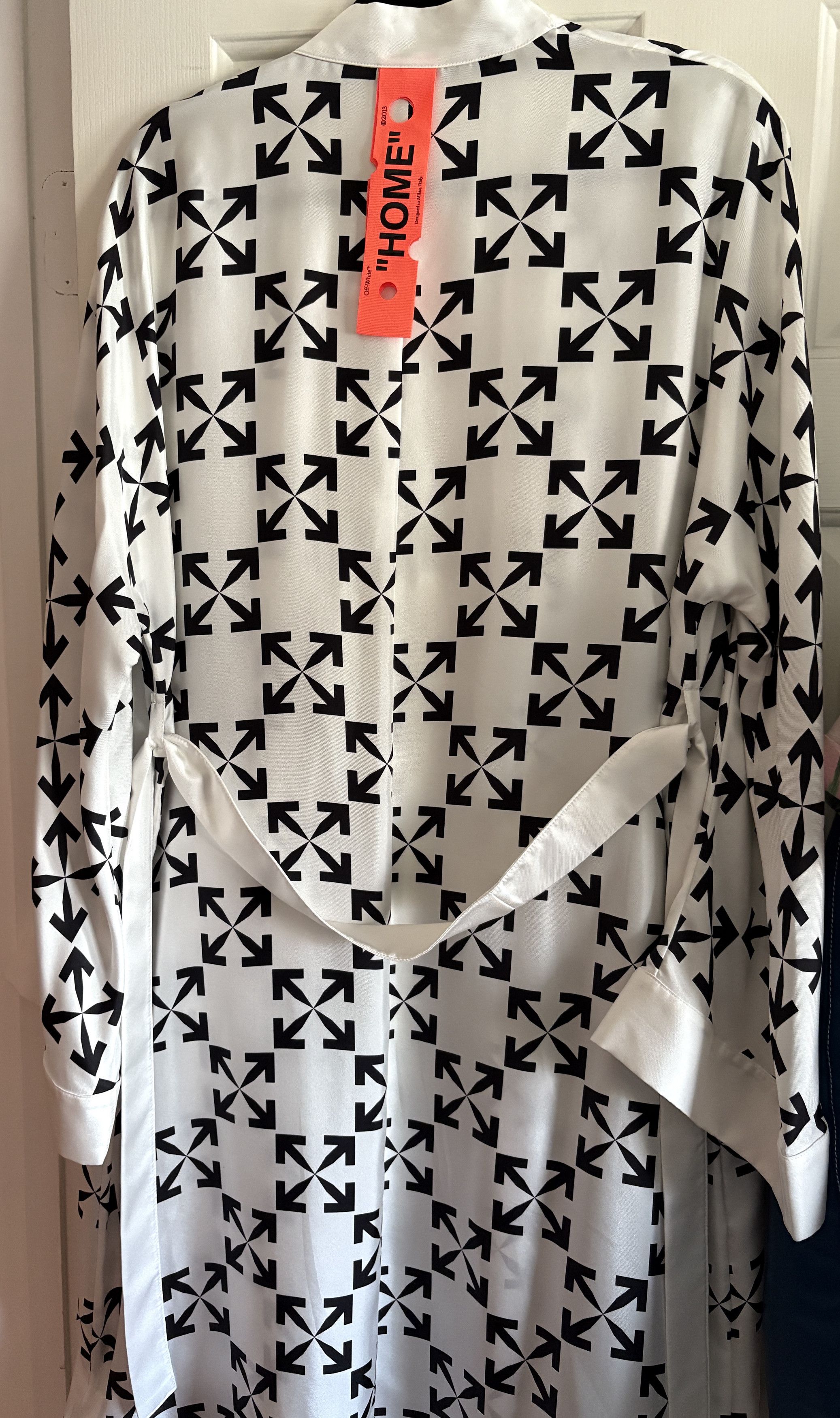 Off-White Off-White Virgil Abloh Arrow Pattern Silk Robe Kaftan M Size US M / EU 48-50 / 2 - 7 Thumbnail