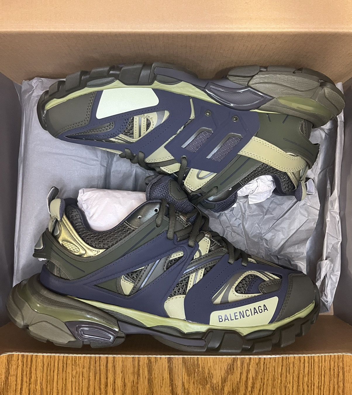 Balenciaga Balenciaga Track Sneaker (Green/Navy) Size US 8 / EU 41 - 1 Thumbnail