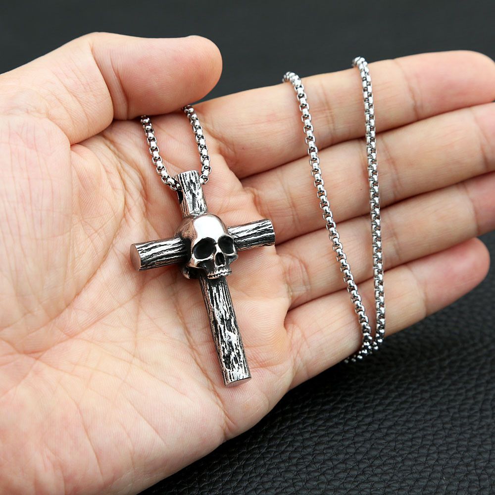 Japanese Brand Skull Cross Necklace Size ONE SIZE - 1 Thumbnail