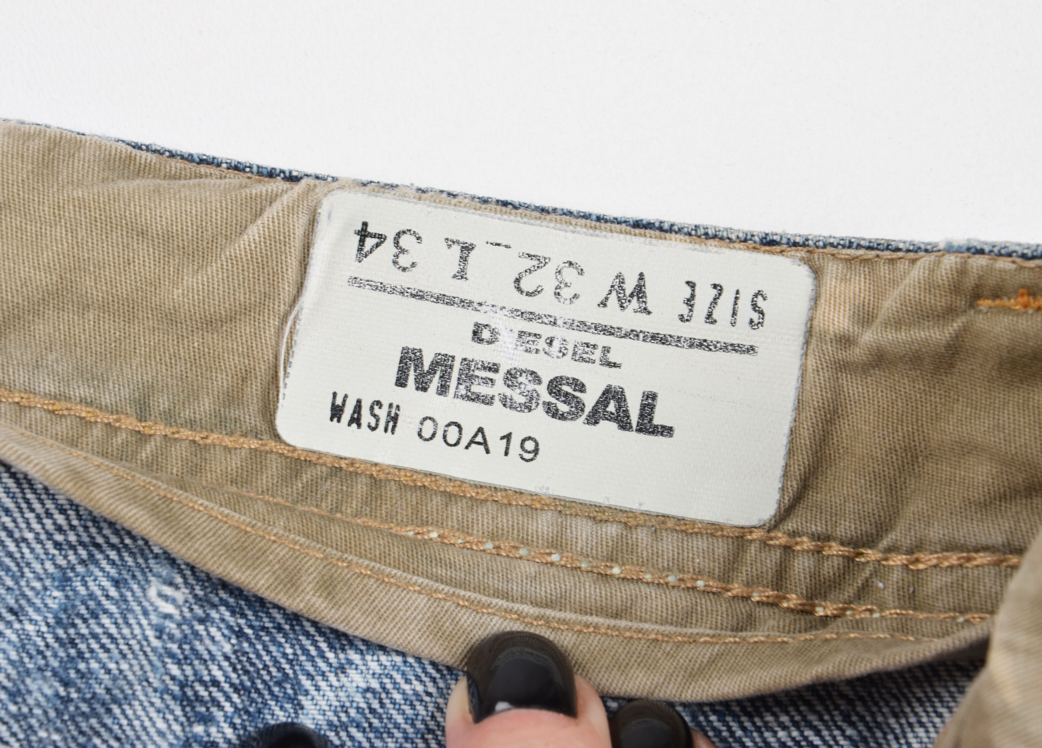 Diesel Vintage Diesel Y2K Washed Denim Embroidered Pockets Jeans Size US 32 / EU 48 - 9 Thumbnail