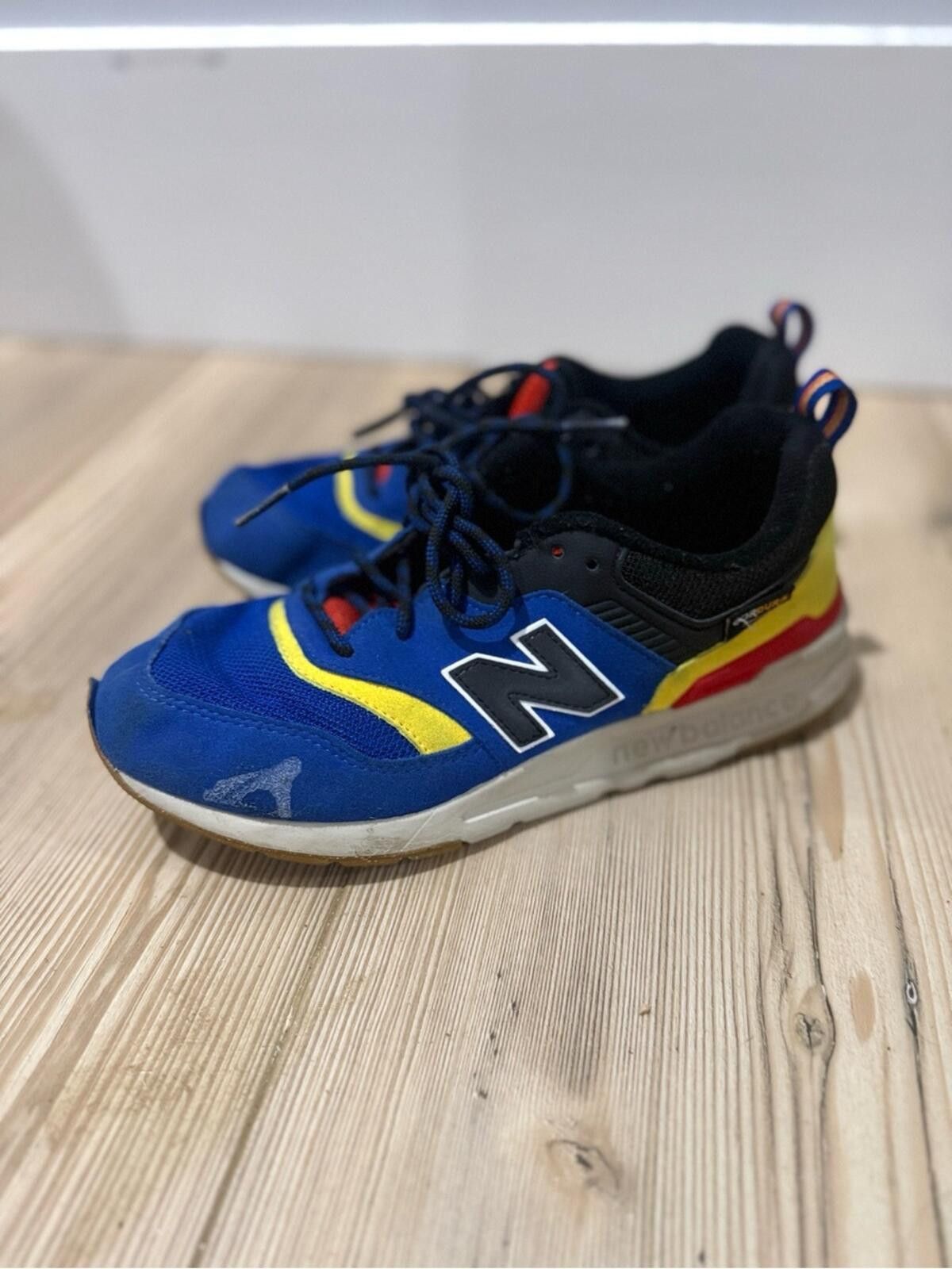 New Balance New Balance Blue, Black & Pink Athletic Sneakers Size US 5.5 / IT 35.5 - 5 Thumbnail