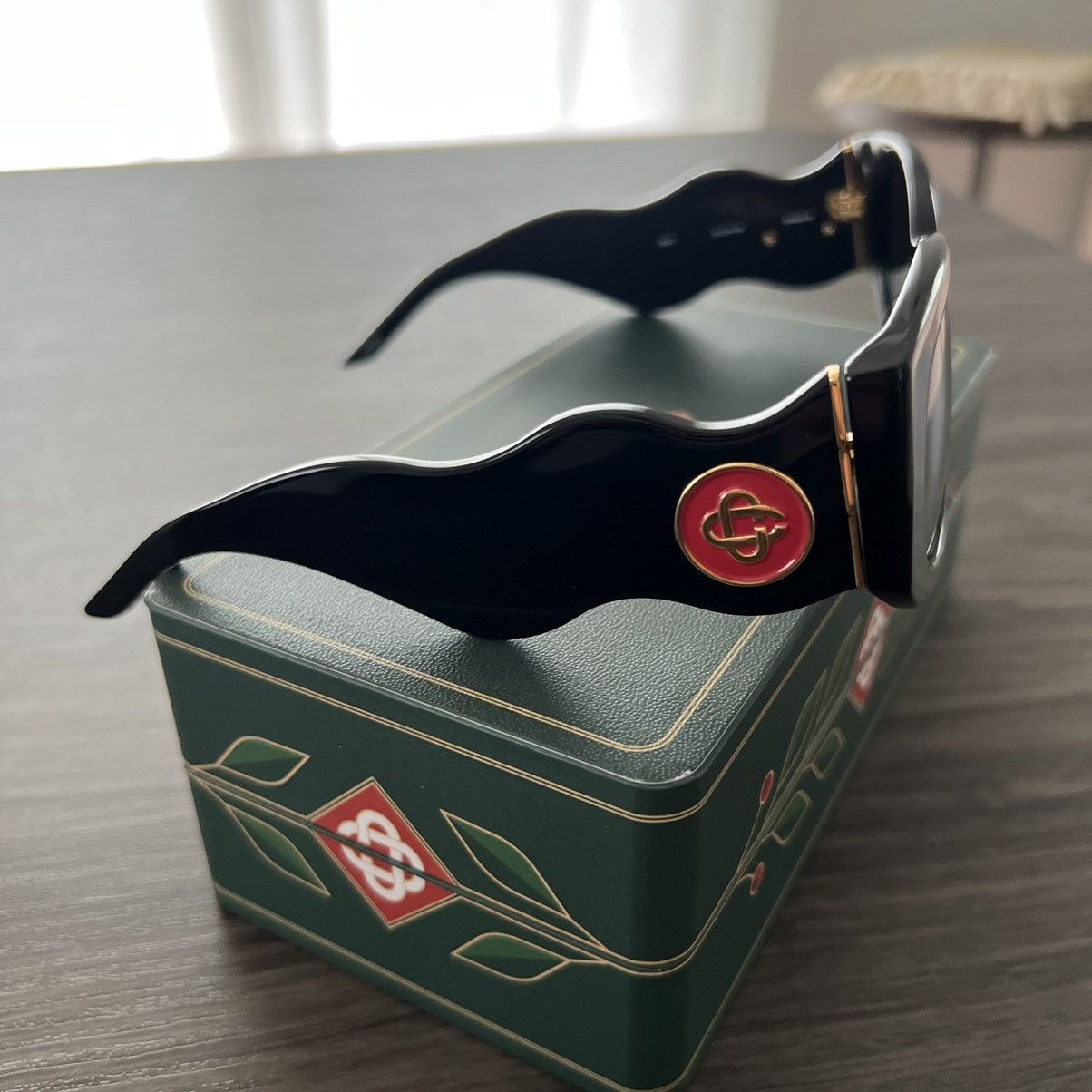 Casablanca Casablanca oval wave sunglasses unisex black and gold Size ONE SIZE - 4 Thumbnail