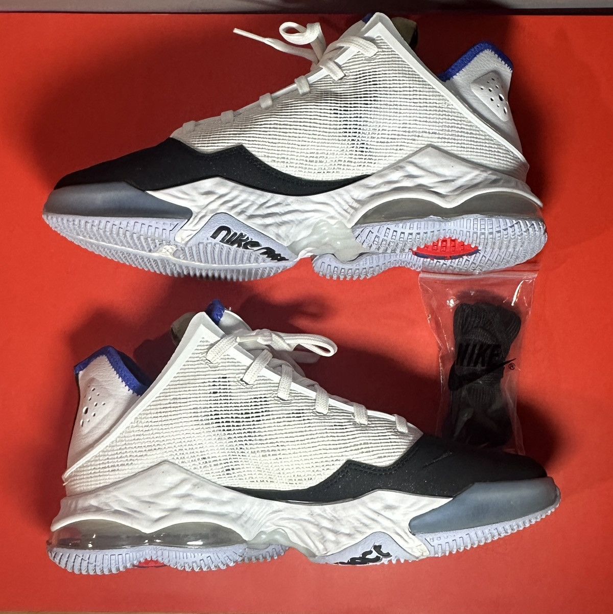 Nike Size 8 - Nike LeBron 19 Low Black Toe Size US 8 / EU 41 - 3 Thumbnail