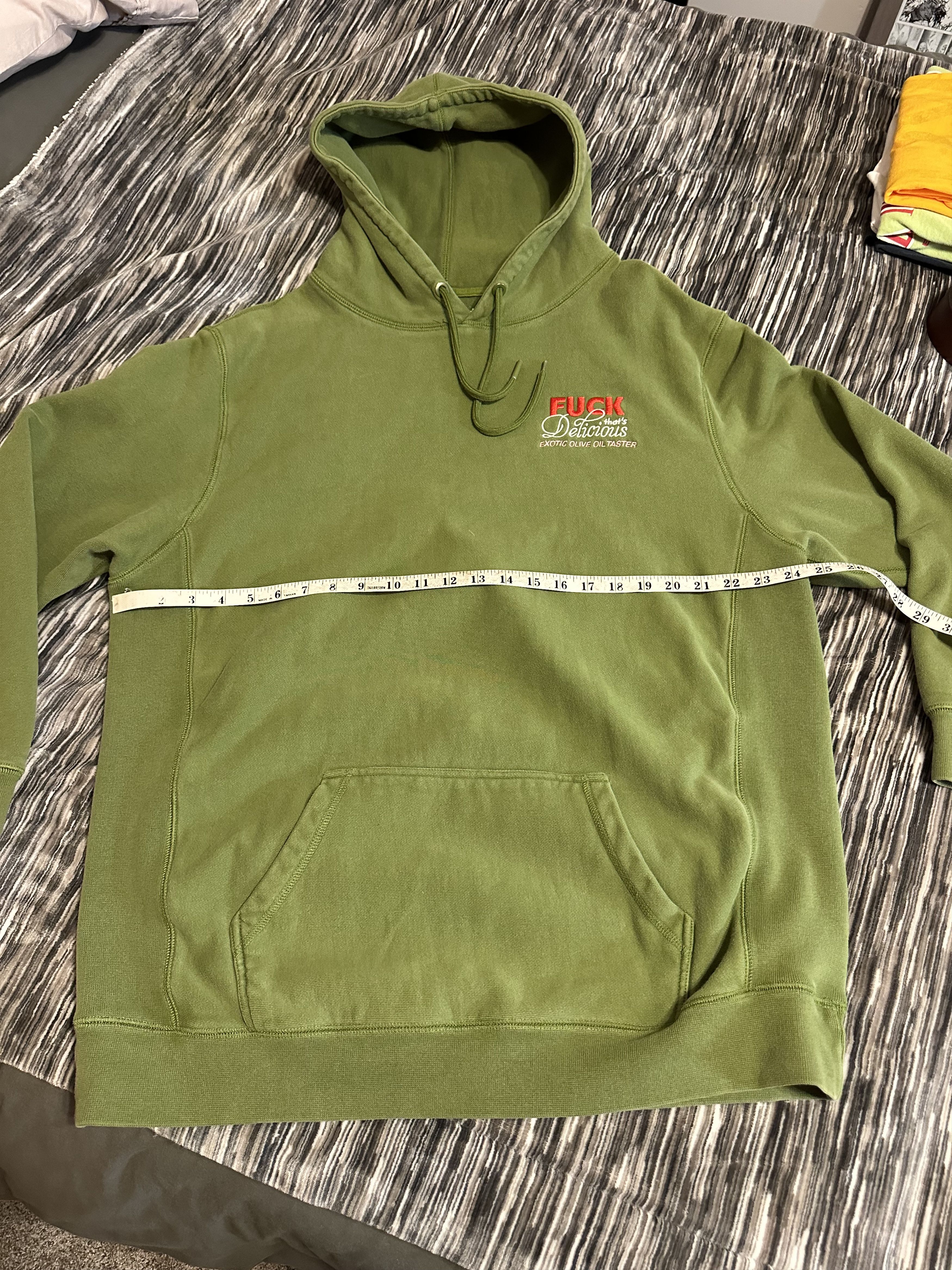 Action Bronson Fuck Thats Delicious Hoodie Exotic Olive Oil Taster XXL used Size US XXL / EU 58 / 5 - 5 Thumbnail