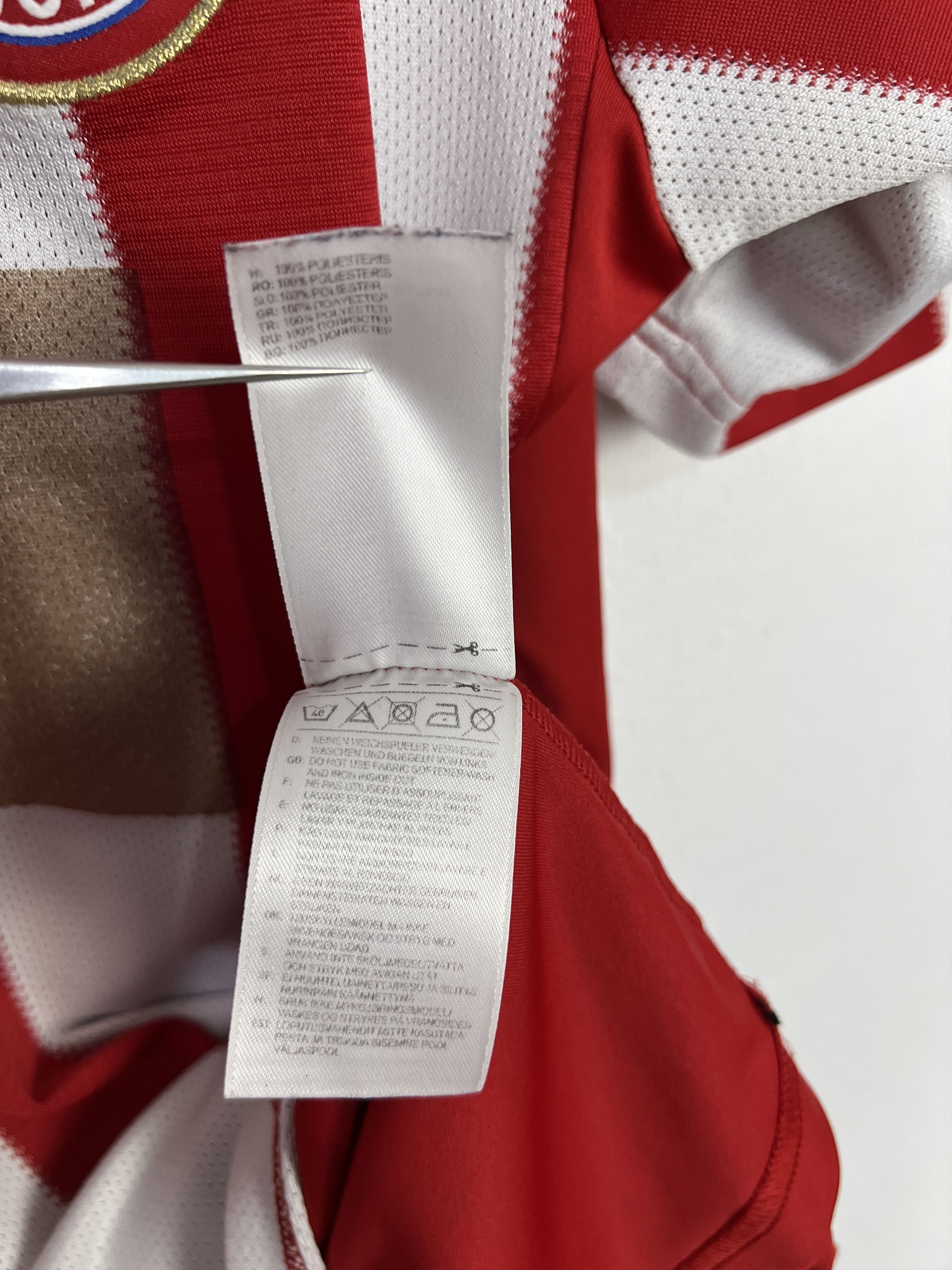 Adidas Bayern Munich Home football shirt 2010 Soccer Adidas Jersey Size US L / EU 52-54 / 3 - 12 Thumbnail