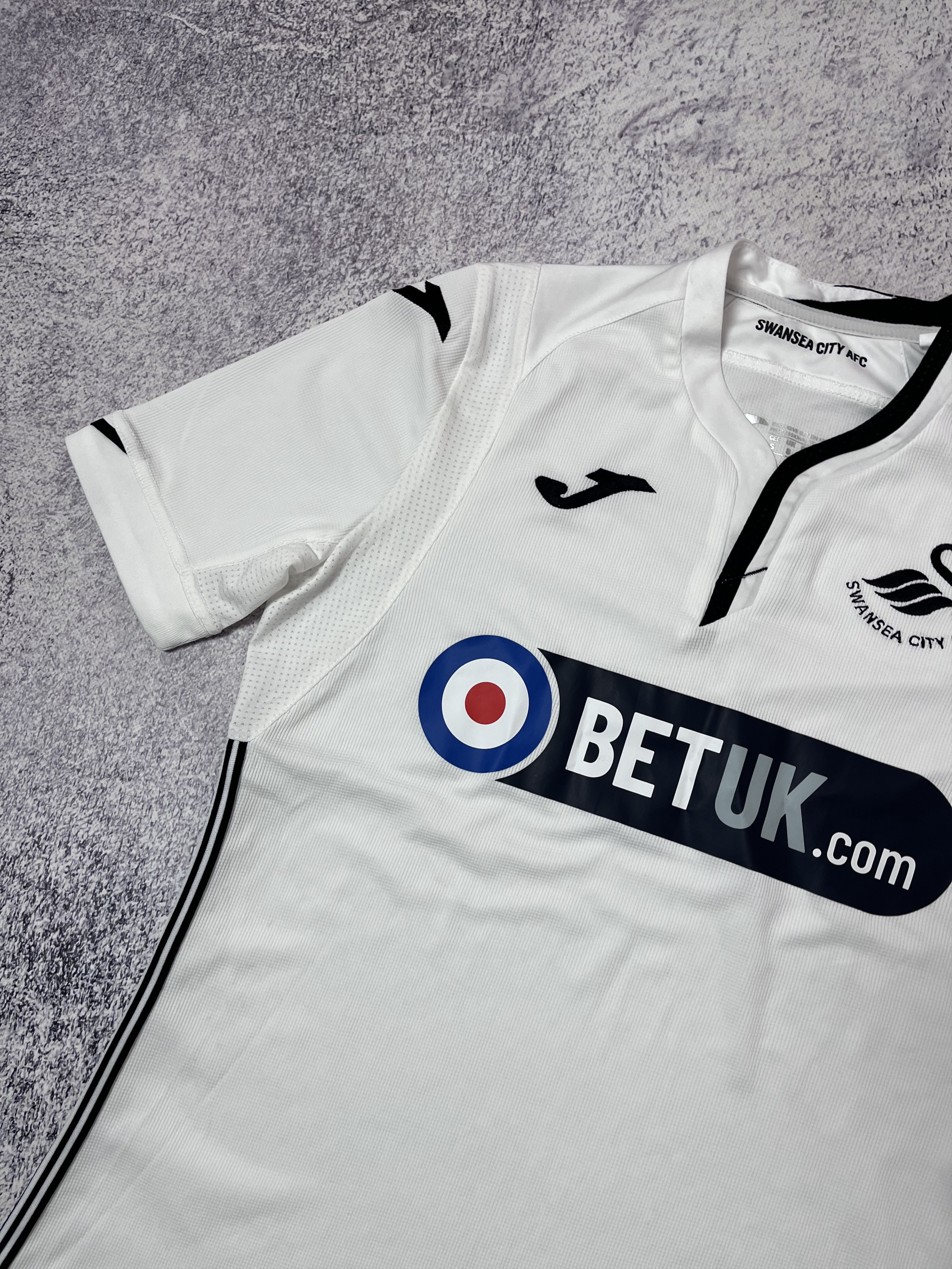 Joma Mens soccer jersey Joma Swansea City AFC size S Size US S / EU 44-46 / 1 - 5 Thumbnail