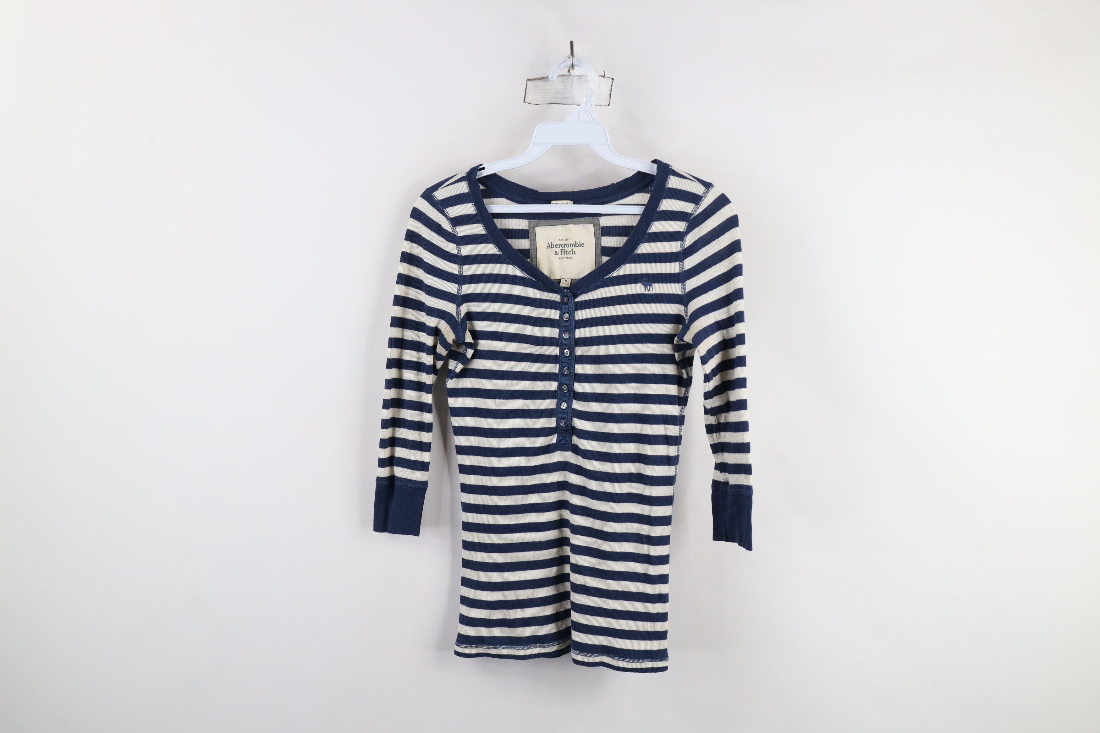 Abercrombie & Fitch × Vintage Vintage 90s Y2K Abercrombie & Fitch Knit Henley T-Shirt Size M / US 6-8 / IT 42-44 - 1 Thumbnail