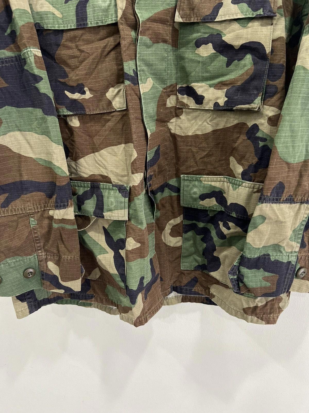 Vintage Vintage Military Camo Army Light Jacket Size US M / EU 48-50 / 2 - 2 Thumbnail