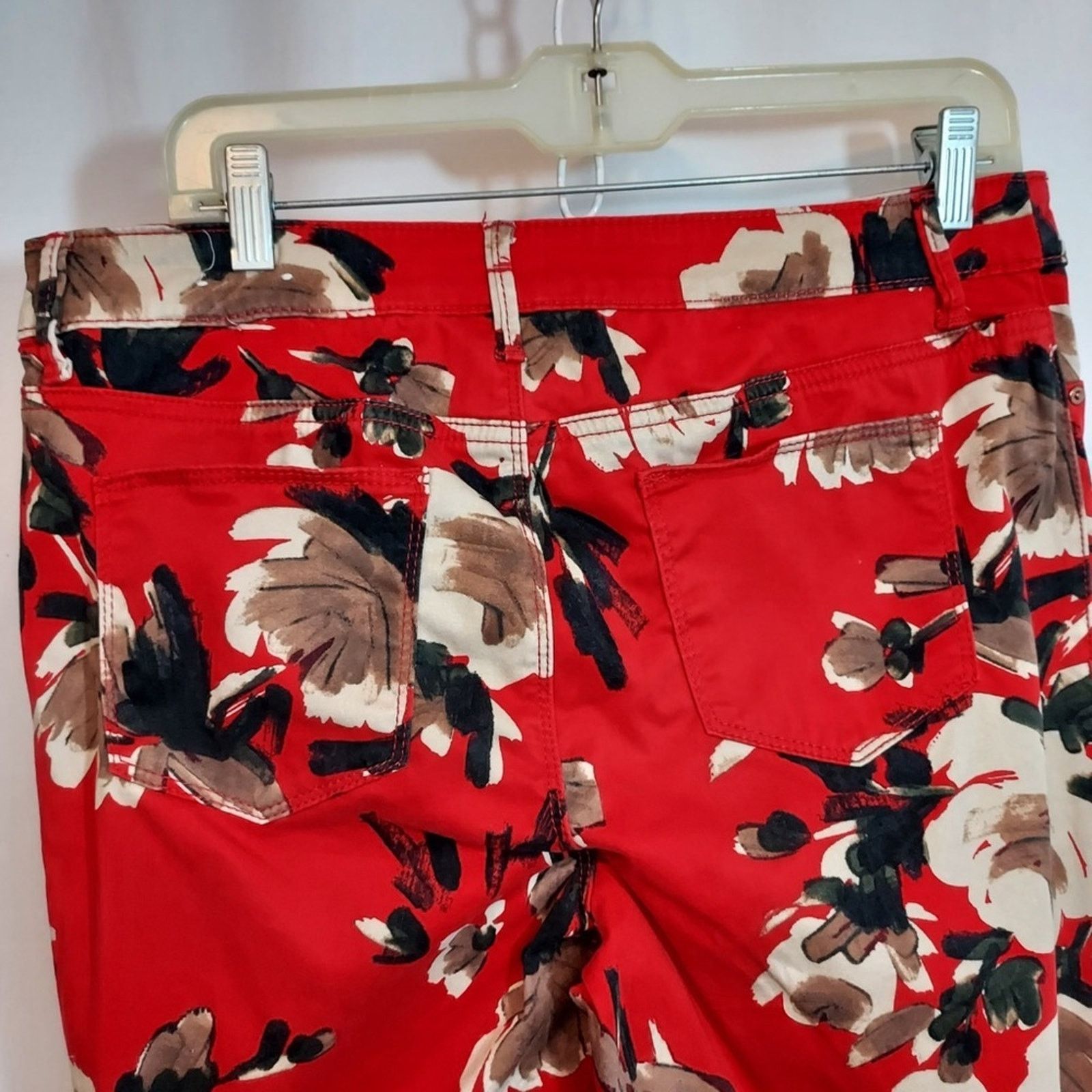 Chicos Chicos The Platinum Jegging Casual Red Floral Skinny Pants Size 25" / US 0 / IT 36 - 3 Thumbnail