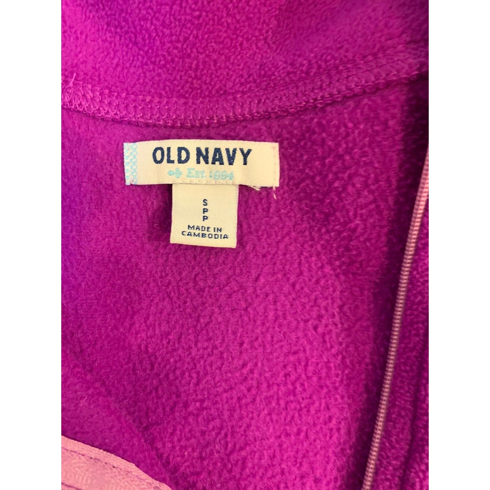 Old Navy Old Navy fleece active shirts size S Size S / US 4 / IT 40 - 2 Thumbnail