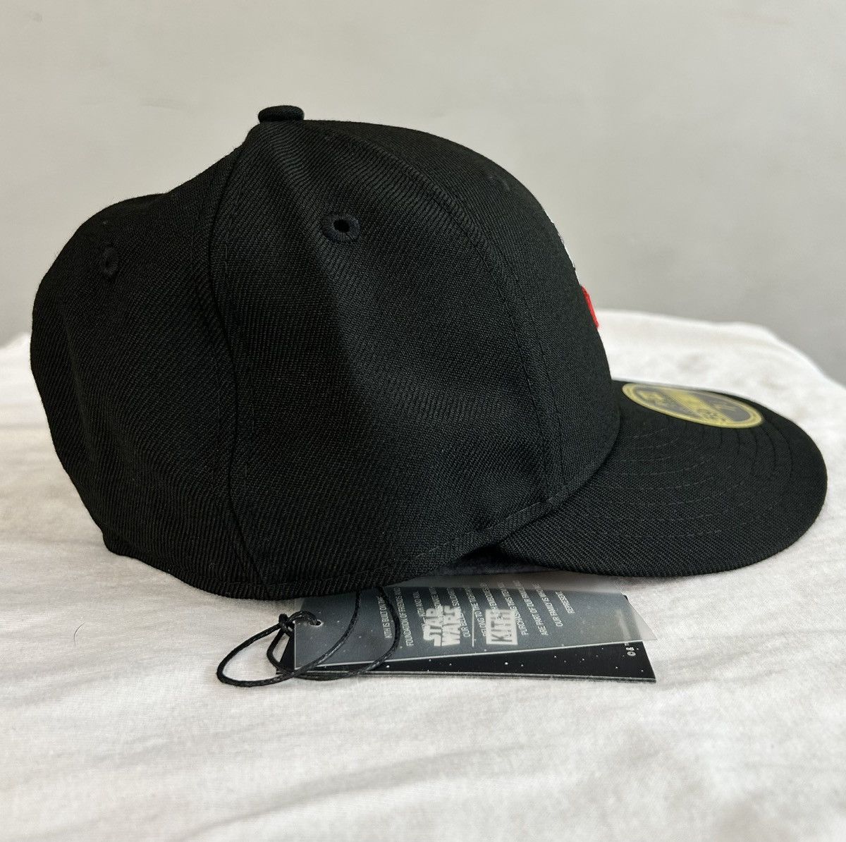 Kith × Star Wars KITH X STAR WARS Stormtrooper Low Profile Hat Size 7 1/2 NEW Size ONE SIZE - 4 Thumbnail