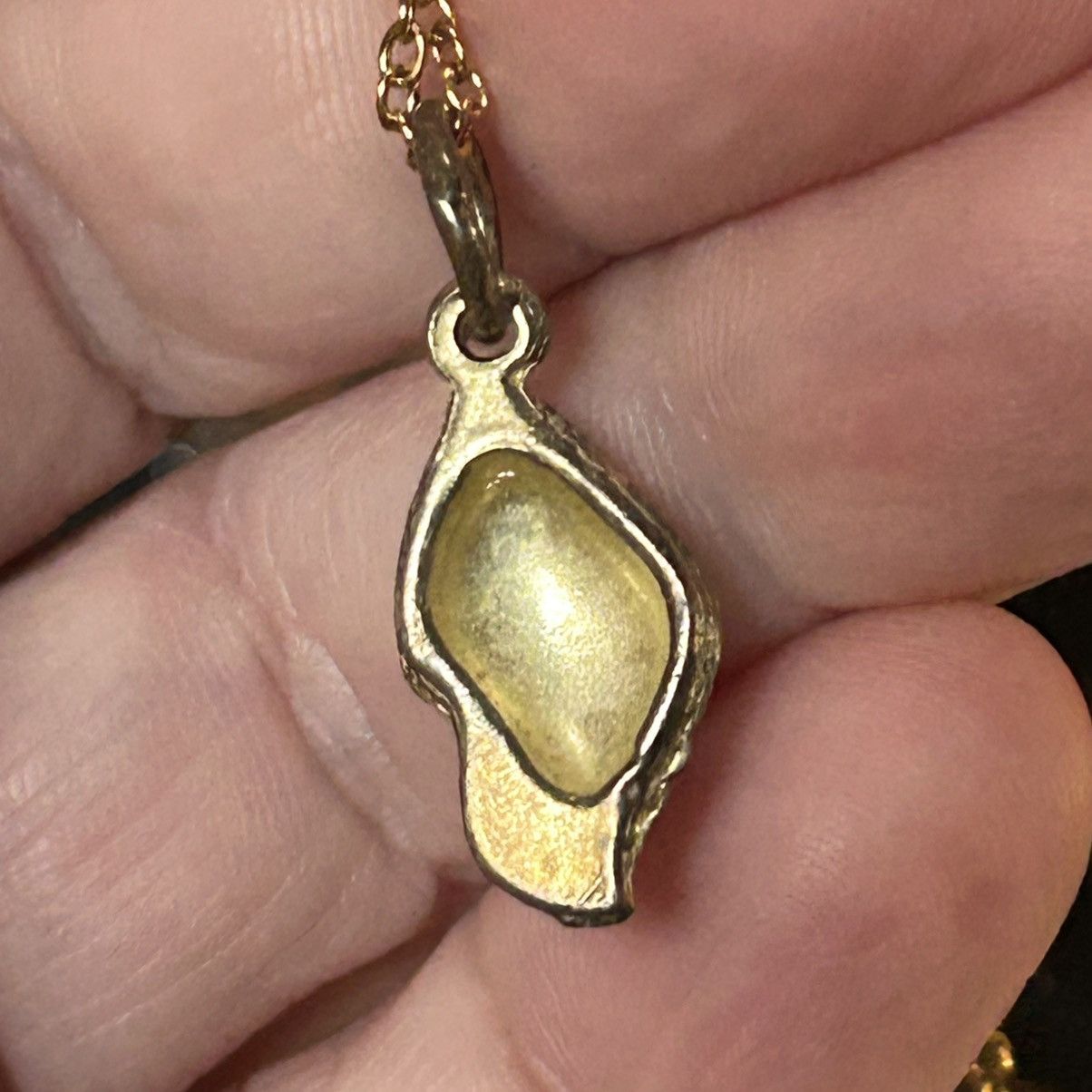 Handmade Handcrafted vintage brass shell pendant on chain necklace Size ONE SIZE - 6 Thumbnail