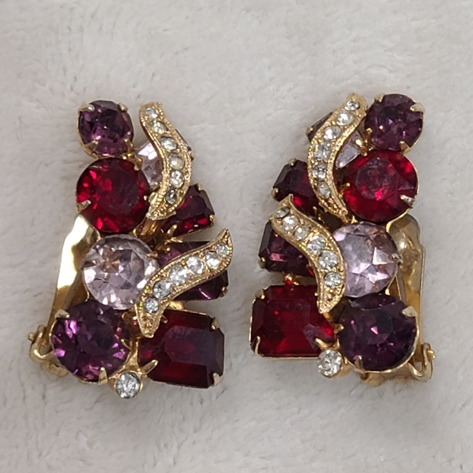 image of Vintage Eisenberg Clip On Earrings in Gold, Women's