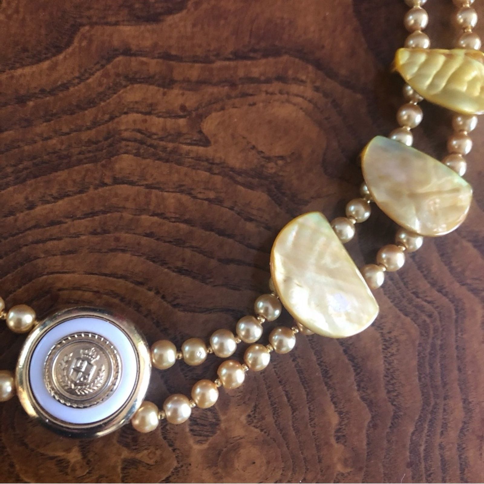 Handmade Handcrafted repurpose vintage crest abalone Pearl necklace Size ONE SIZE - 9 Thumbnail