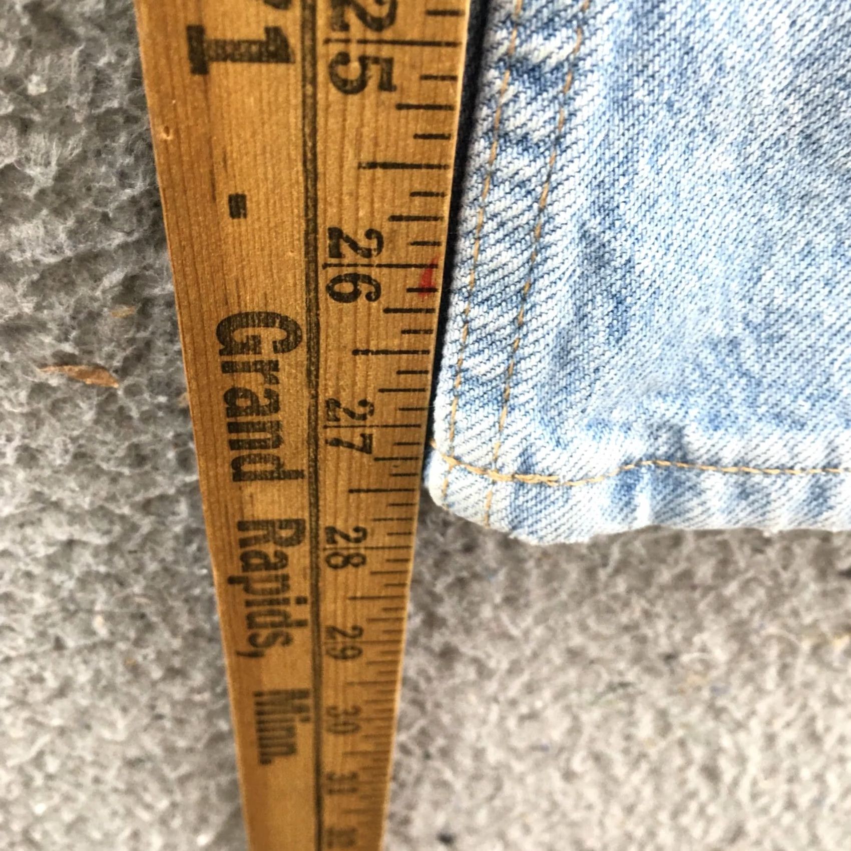 H&M H&M Slim Fit Straight Jeans Mens 12 Blue Denim Light Wash Zip NEW Jeans Size 34" / US 12 / IT 48 - 7 Thumbnail