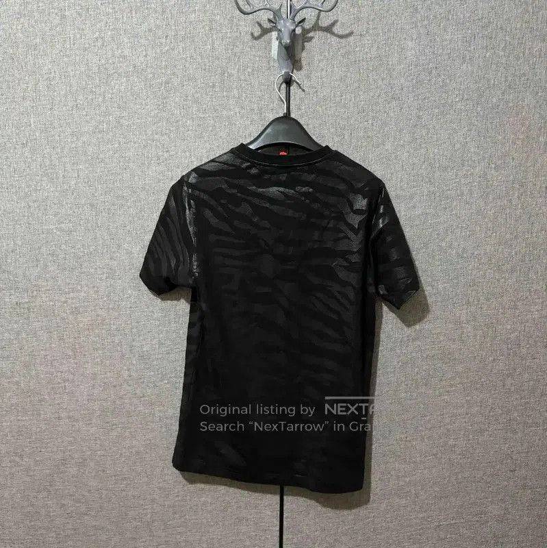 Kenzo KENZO Black Cotton Logo Embroidered T-Shirt . Size S / US 4 / IT 40 - 2 Thumbnail